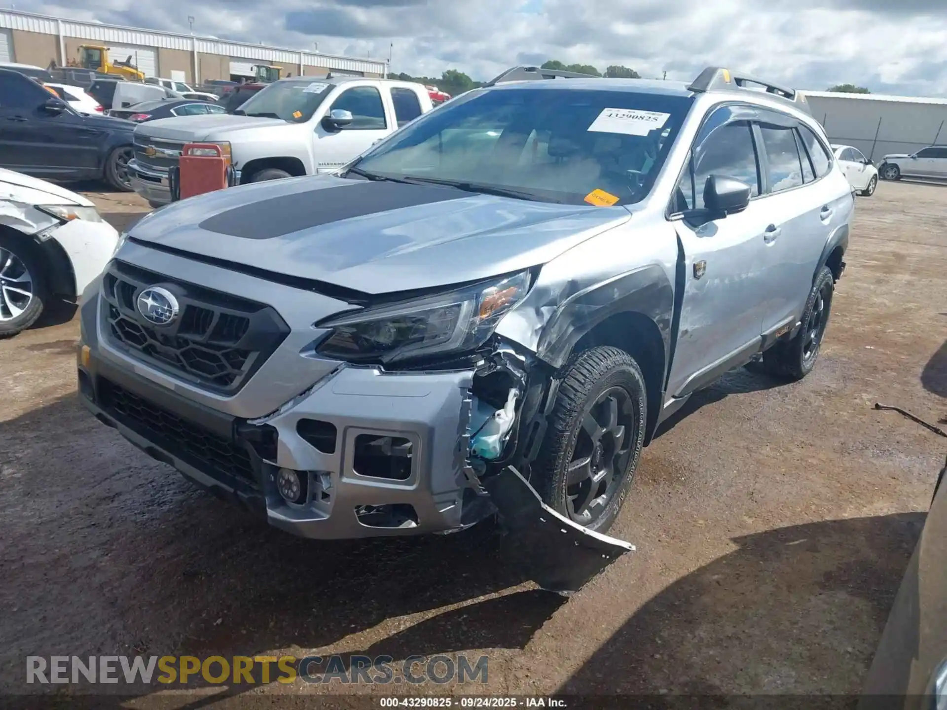 2 Photograph of a damaged car 4S4BTGSD2R3186642 SUBARU OUTBACK 2024