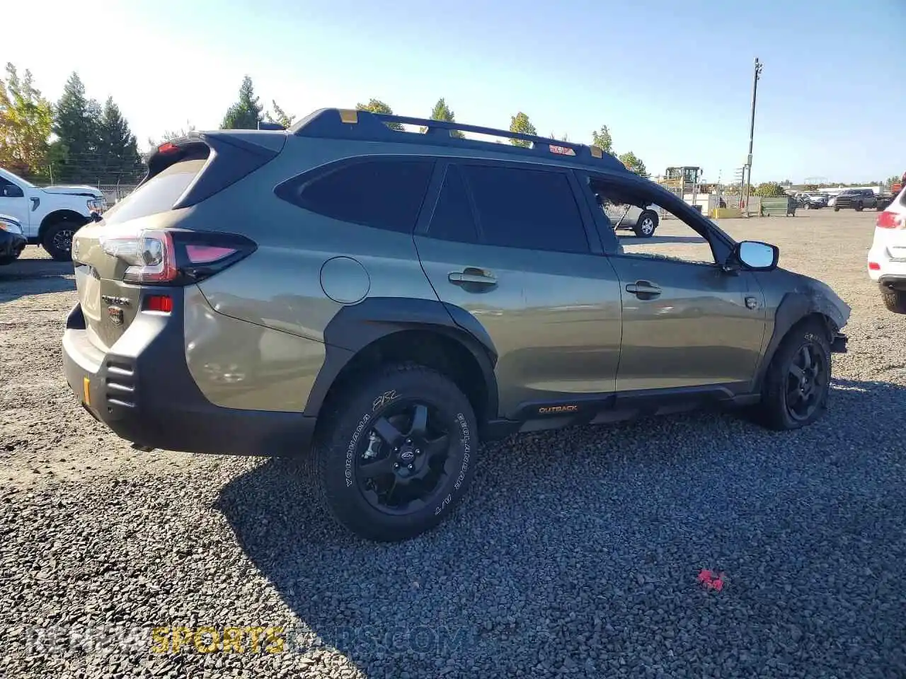 3 Photograph of a damaged car 4S4BTGUD5R3194859 SUBARU OUTBACK 2024