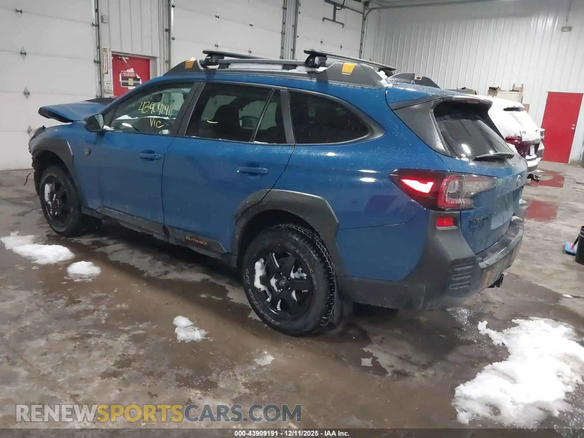 3 fotografías del automóvil dañado 4S4BTGUD8R3245576 SUBARU OUTBACK 2024