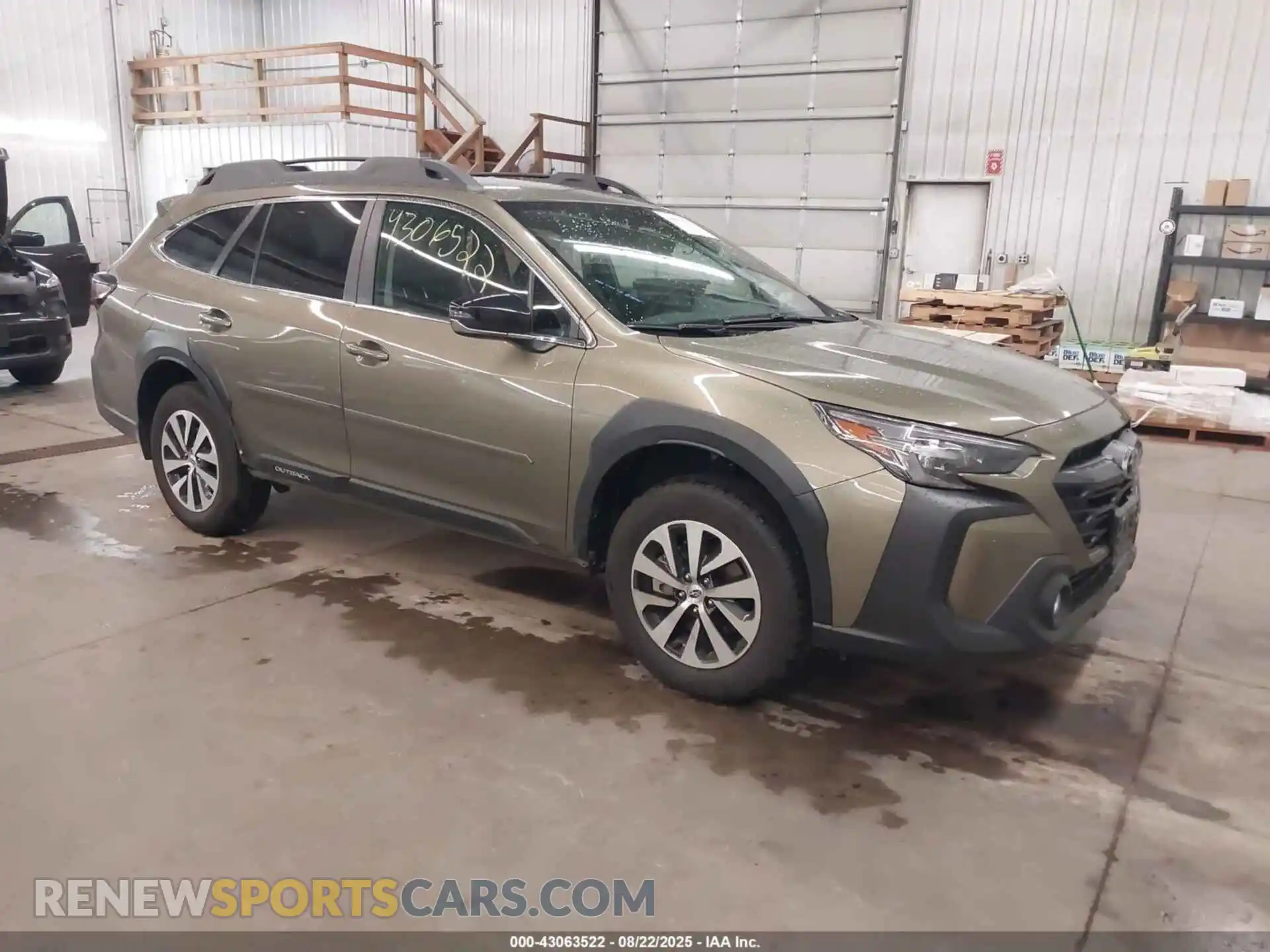 1 Photograph of a damaged car 4S4BTADC9S3260761 SUBARU OUTBACK 2025