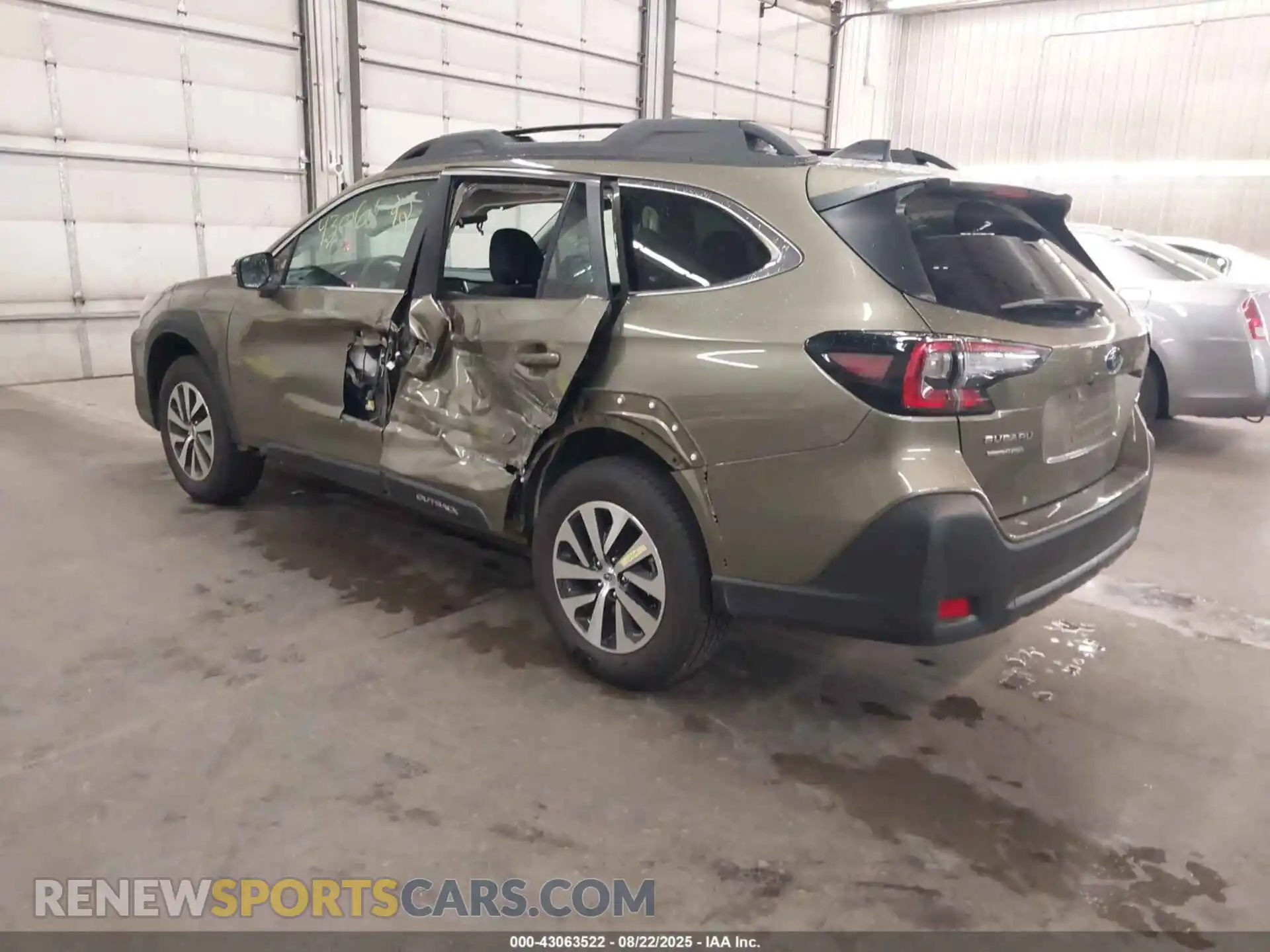3 Photograph of a damaged car 4S4BTADC9S3260761 SUBARU OUTBACK 2025