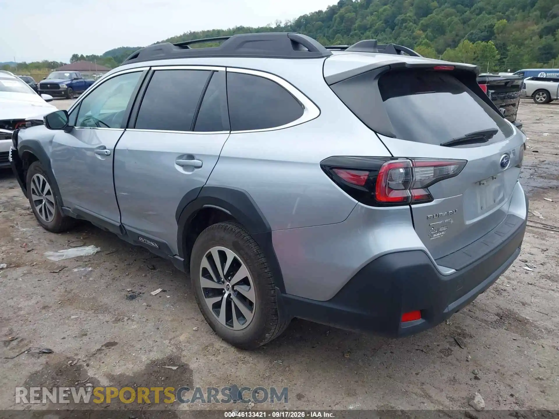 3 Photograph of a damaged car 4S4BTAFCXS3129657 SUBARU OUTBACK 2025