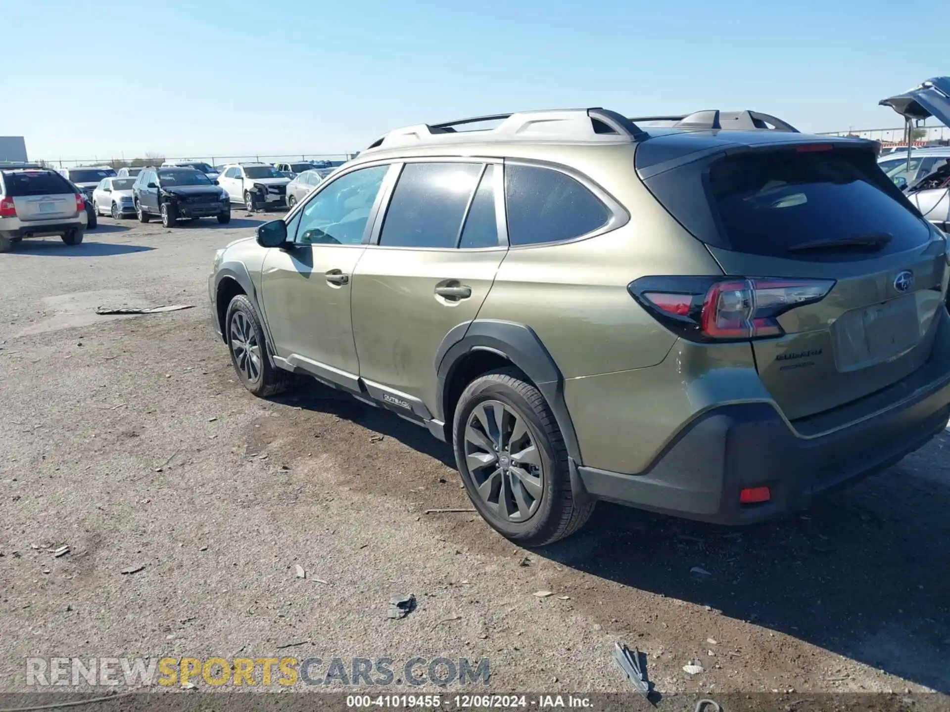 3 Photograph of a damaged car 4S4BTALC7S3124792 SUBARU OUTBACK 2025
