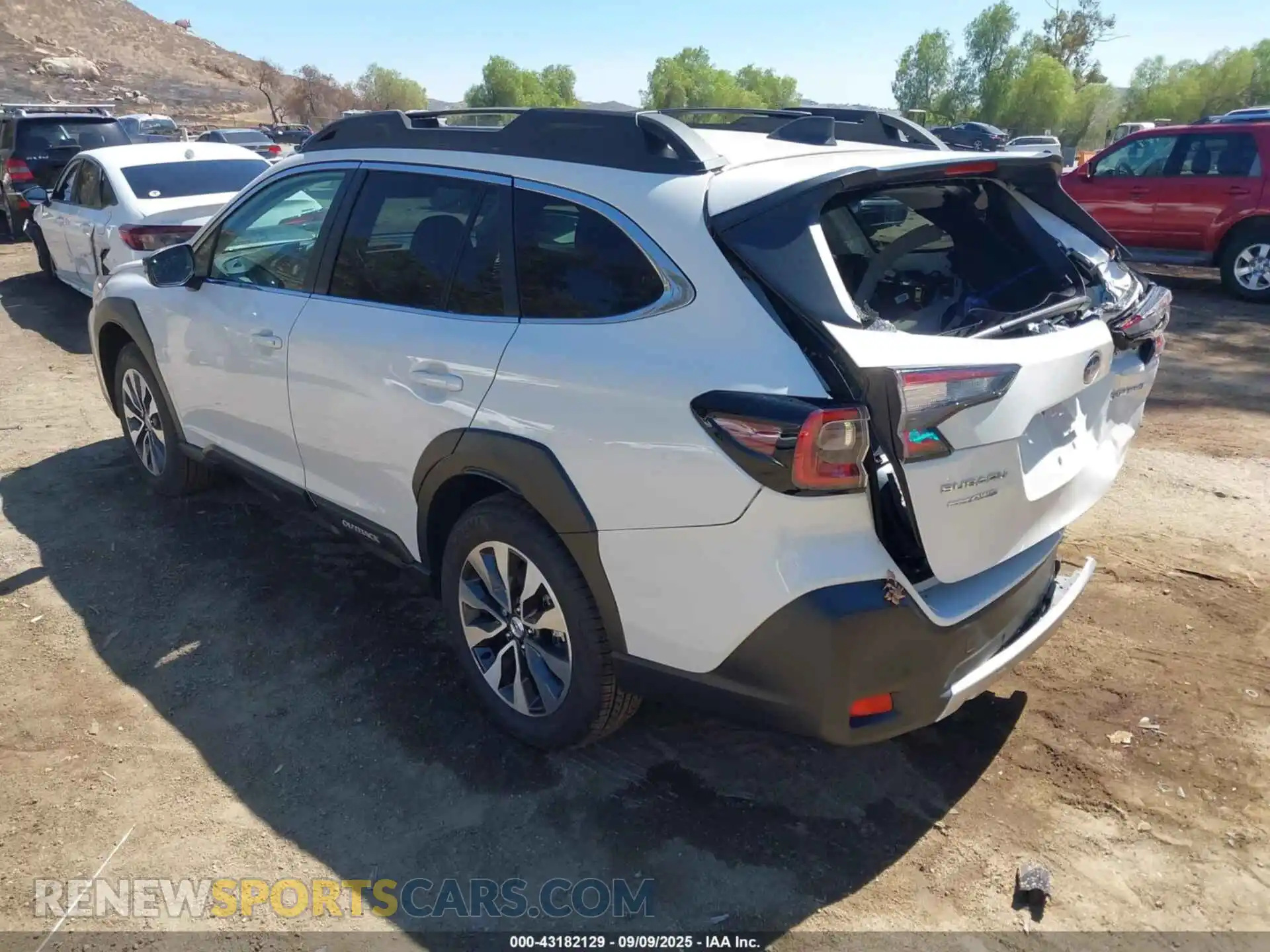 3 Photograph of a damaged car 4S4BTANC5S3203634 SUBARU OUTBACK 2025