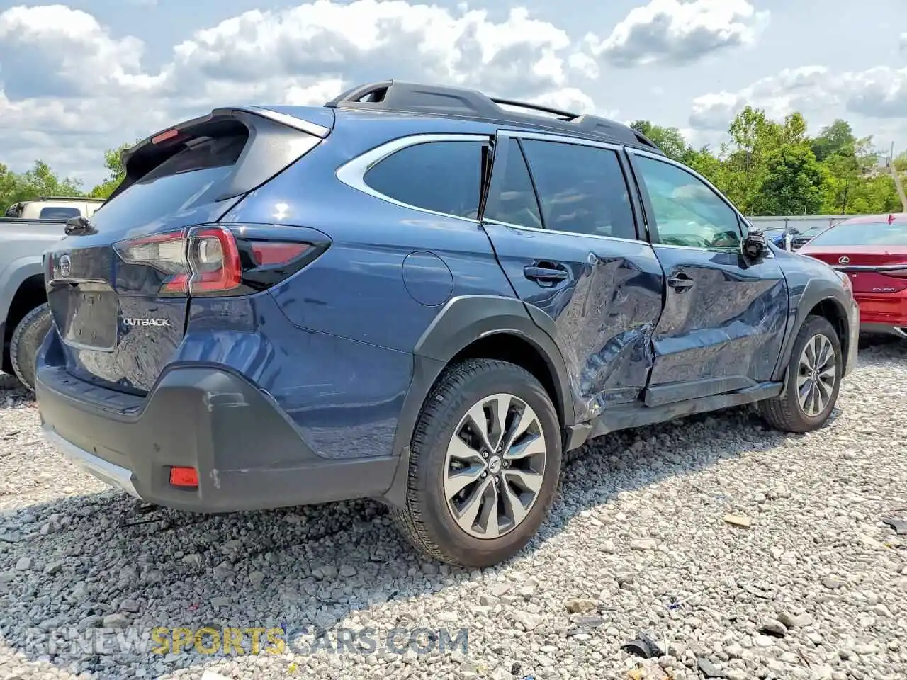 3 Photograph of a damaged car 4S4BTANC5S3282514 SUBARU OUTBACK 2025