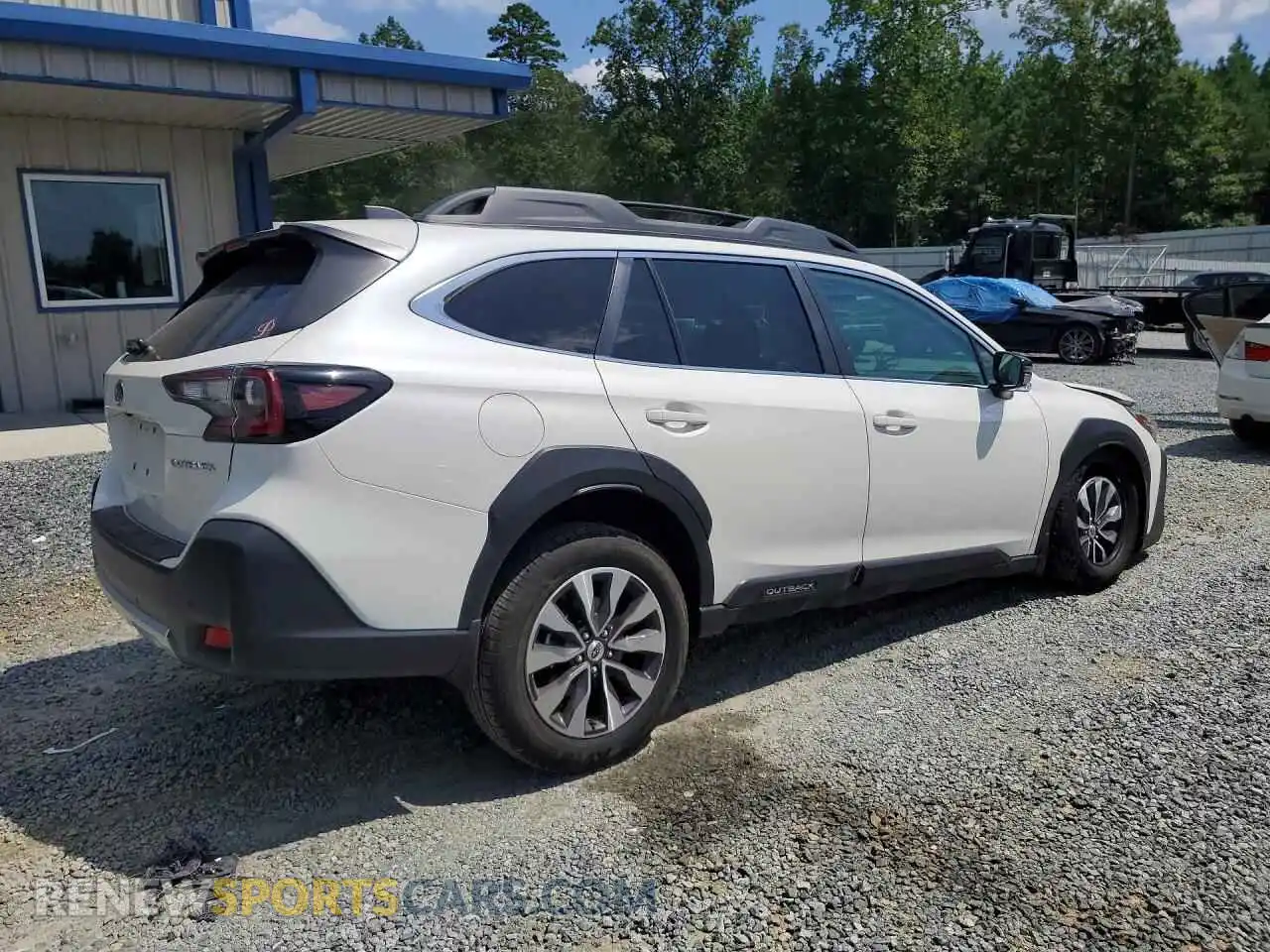 3 Photograph of a damaged car 4S4BTANC7S3224694 SUBARU OUTBACK 2025