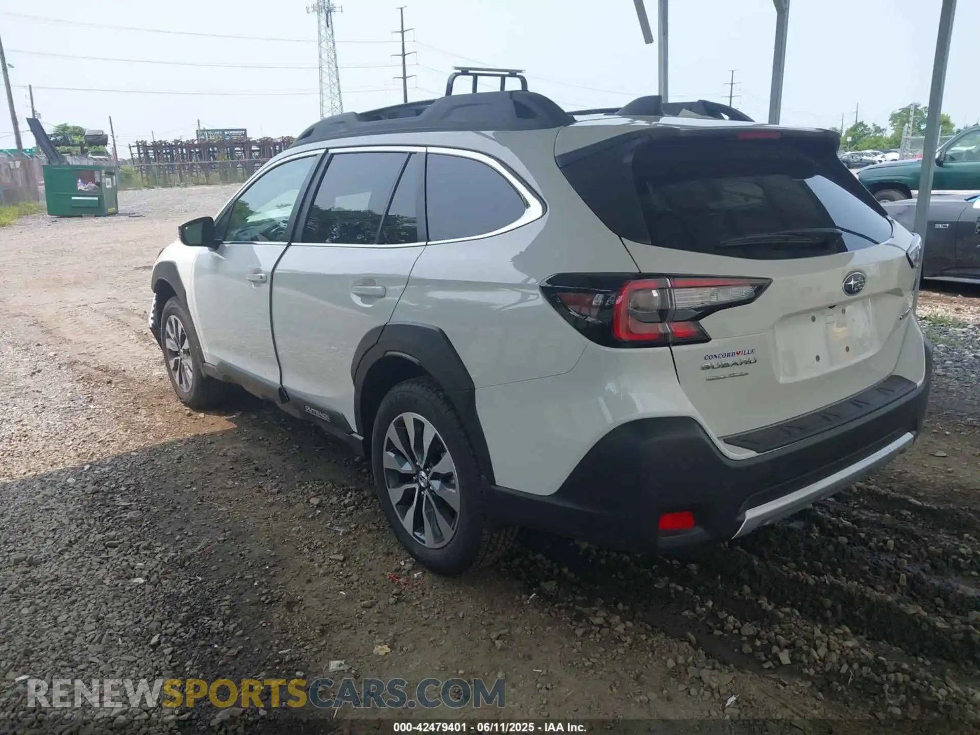 3 Photograph of a damaged car 4S4BTANC9S3215768 SUBARU OUTBACK 2025