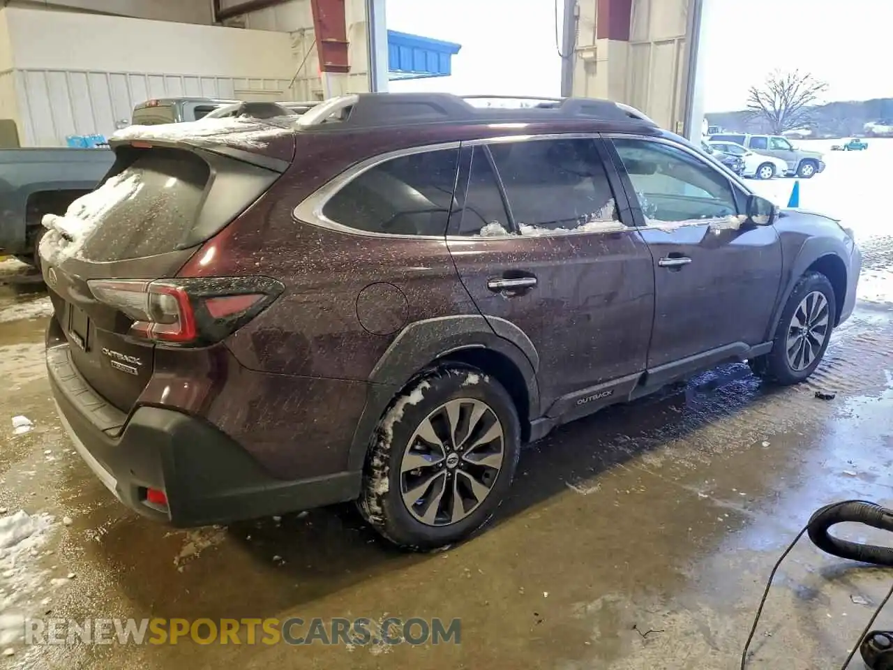 3 Photograph of a damaged car 4S4BTAPC5S3119861 SUBARU OUTBACK 2025