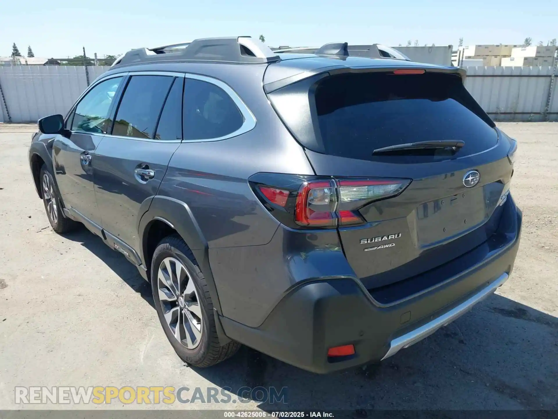 3 fotografías del automóvil dañado 4S4BTAPCXS3146604 SUBARU OUTBACK 2025