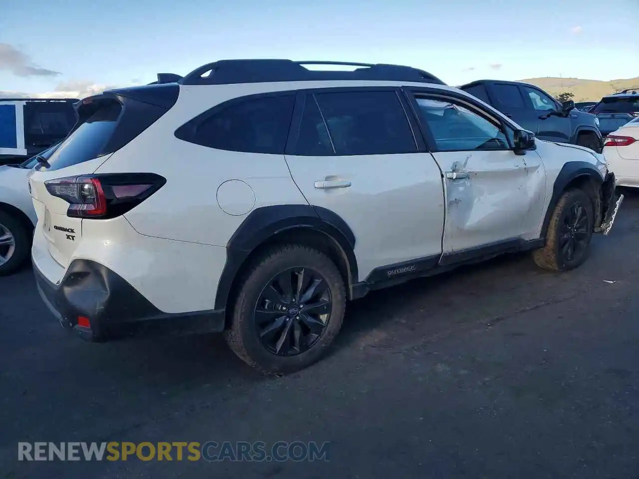 3 Photograph of a damaged car 4S4BTGLD3S3118533 SUBARU OUTBACK 2025