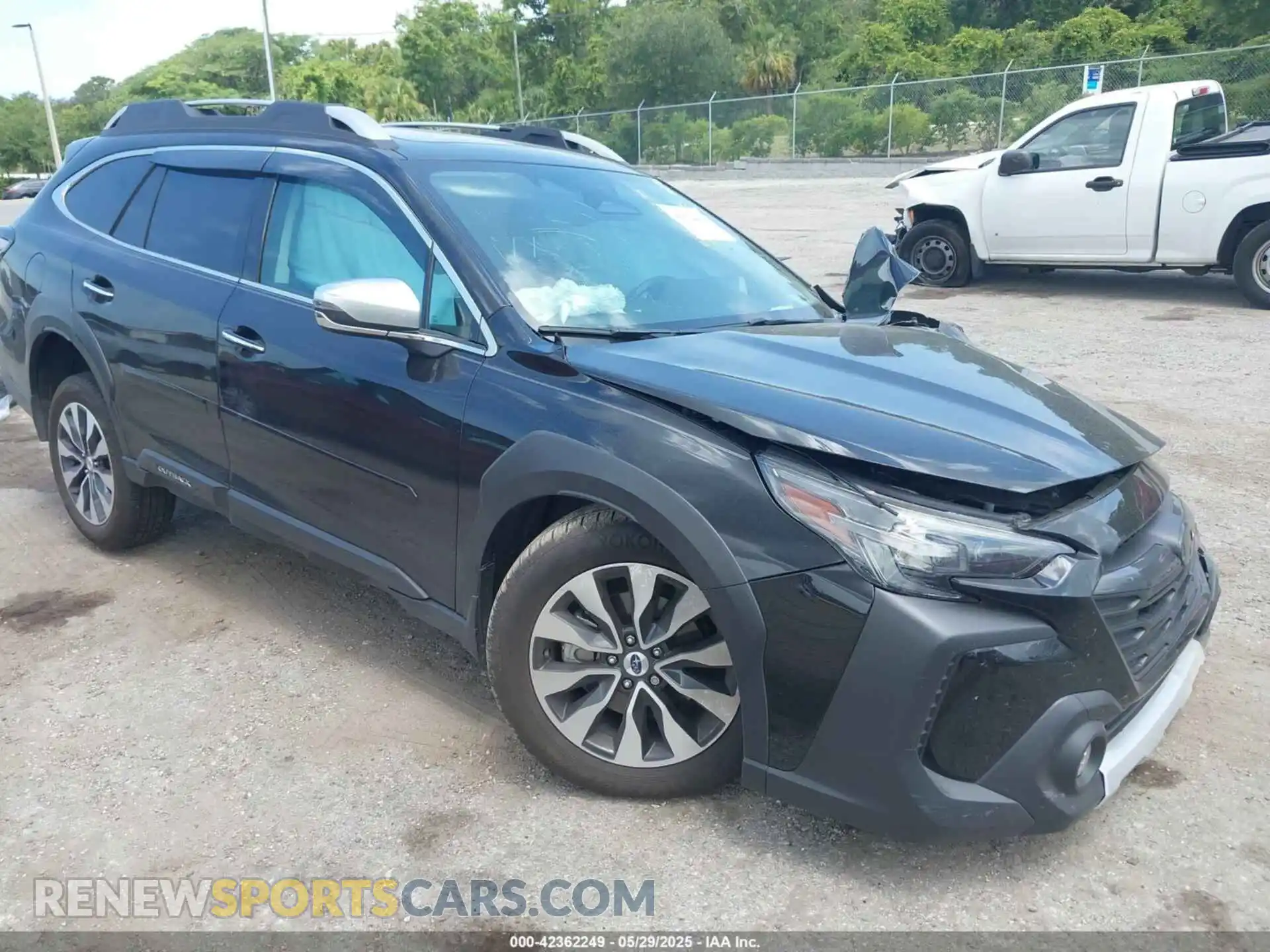 1 Photograph of a damaged car 4S4BTGPD0S3127930 SUBARU OUTBACK 2025