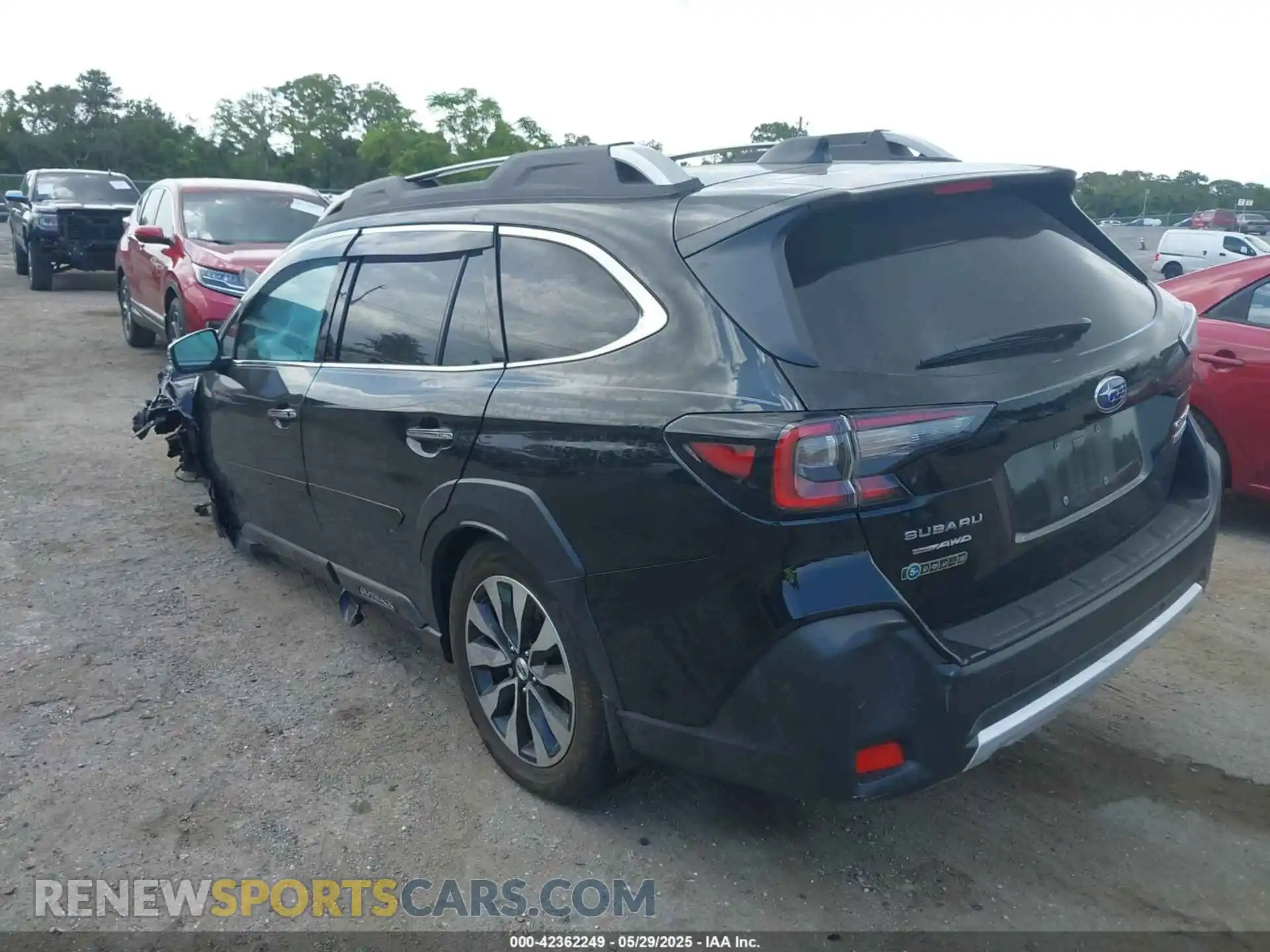 3 Photograph of a damaged car 4S4BTGPD0S3127930 SUBARU OUTBACK 2025