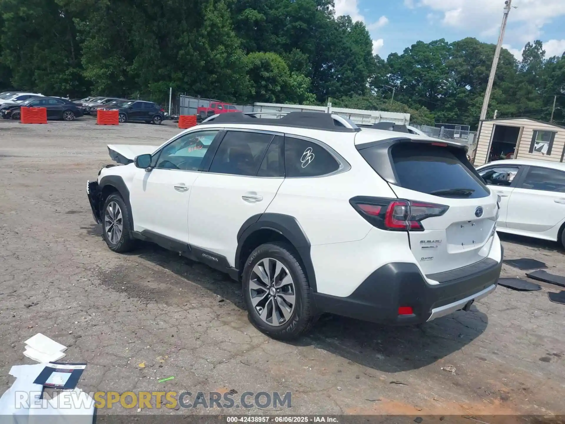 3 Photograph of a damaged car 4S4BTGPD2S3139402 SUBARU OUTBACK 2025