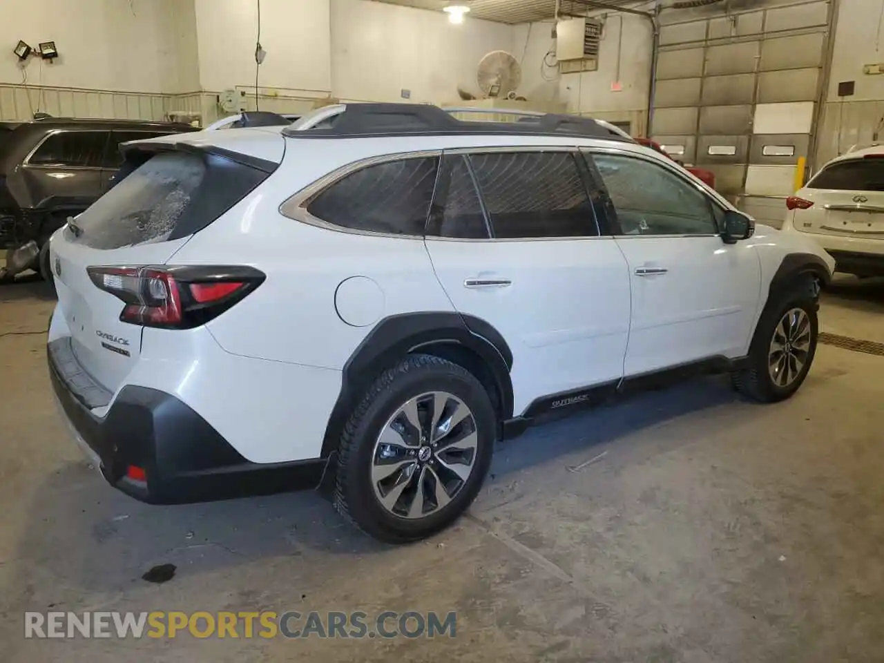 3 Photograph of a damaged car 4S4BTGPD5S3219292 SUBARU OUTBACK 2025
