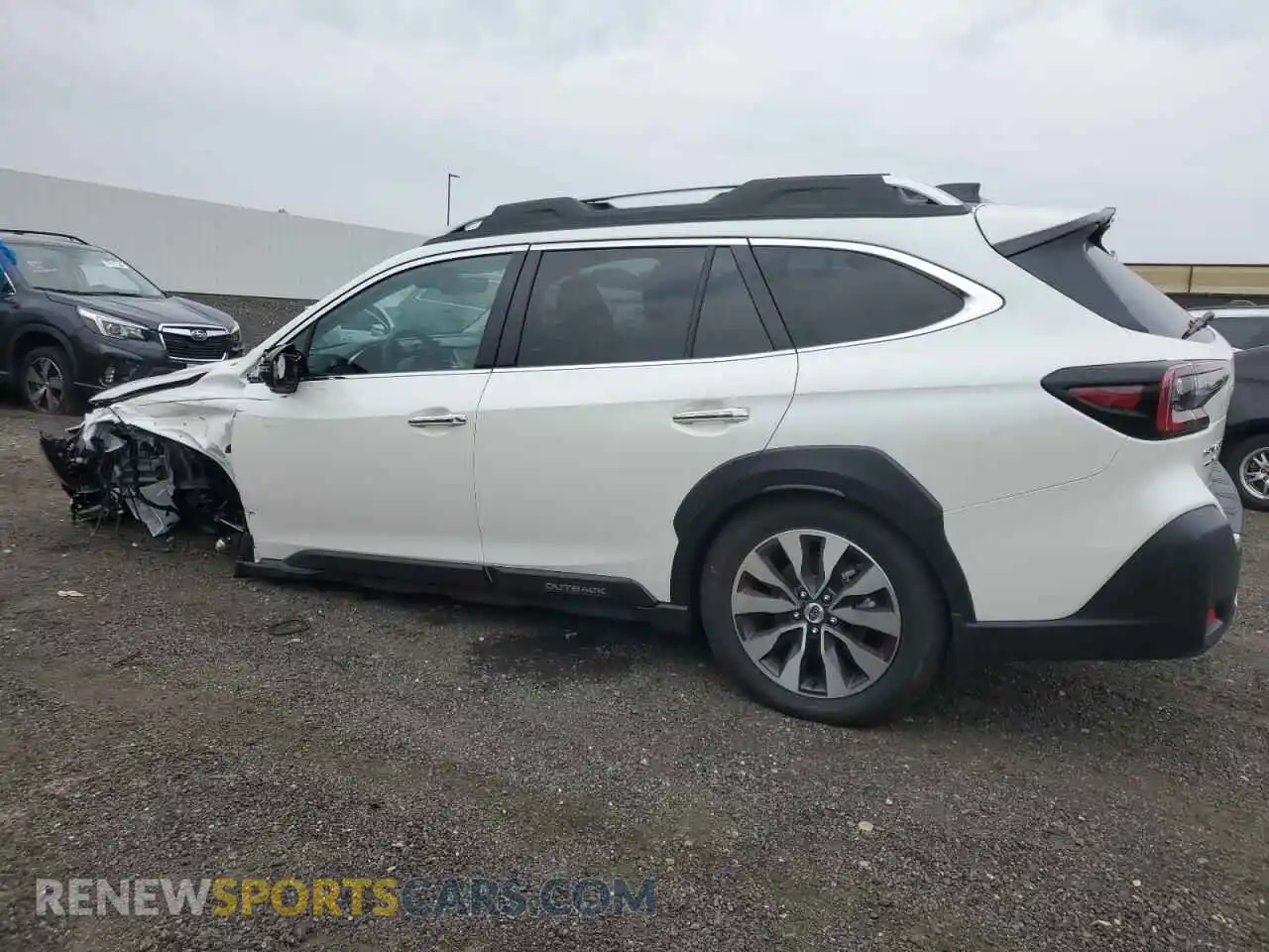2 Photograph of a damaged car 4S4BTGPDXS3274790 SUBARU OUTBACK 2025