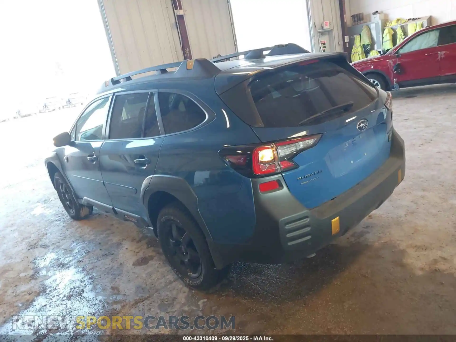 3 Photograph of a damaged car 4S4BTGUD5S3233701 SUBARU OUTBACK 2025