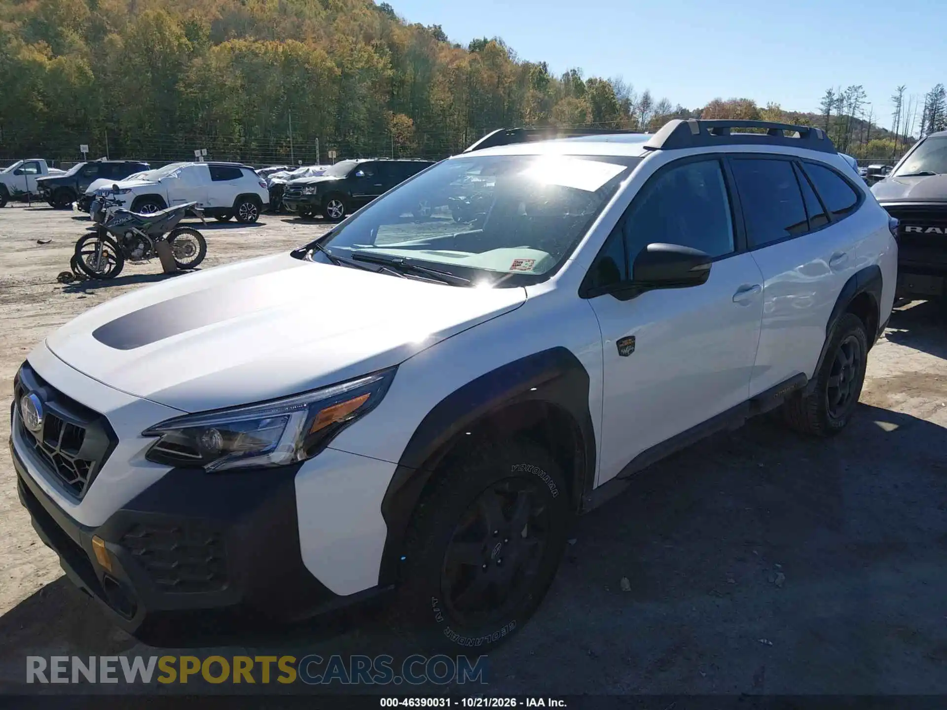 2 fotografías del automóvil dañado 4S4BTGUDXS3300471 SUBARU OUTBACK 2025