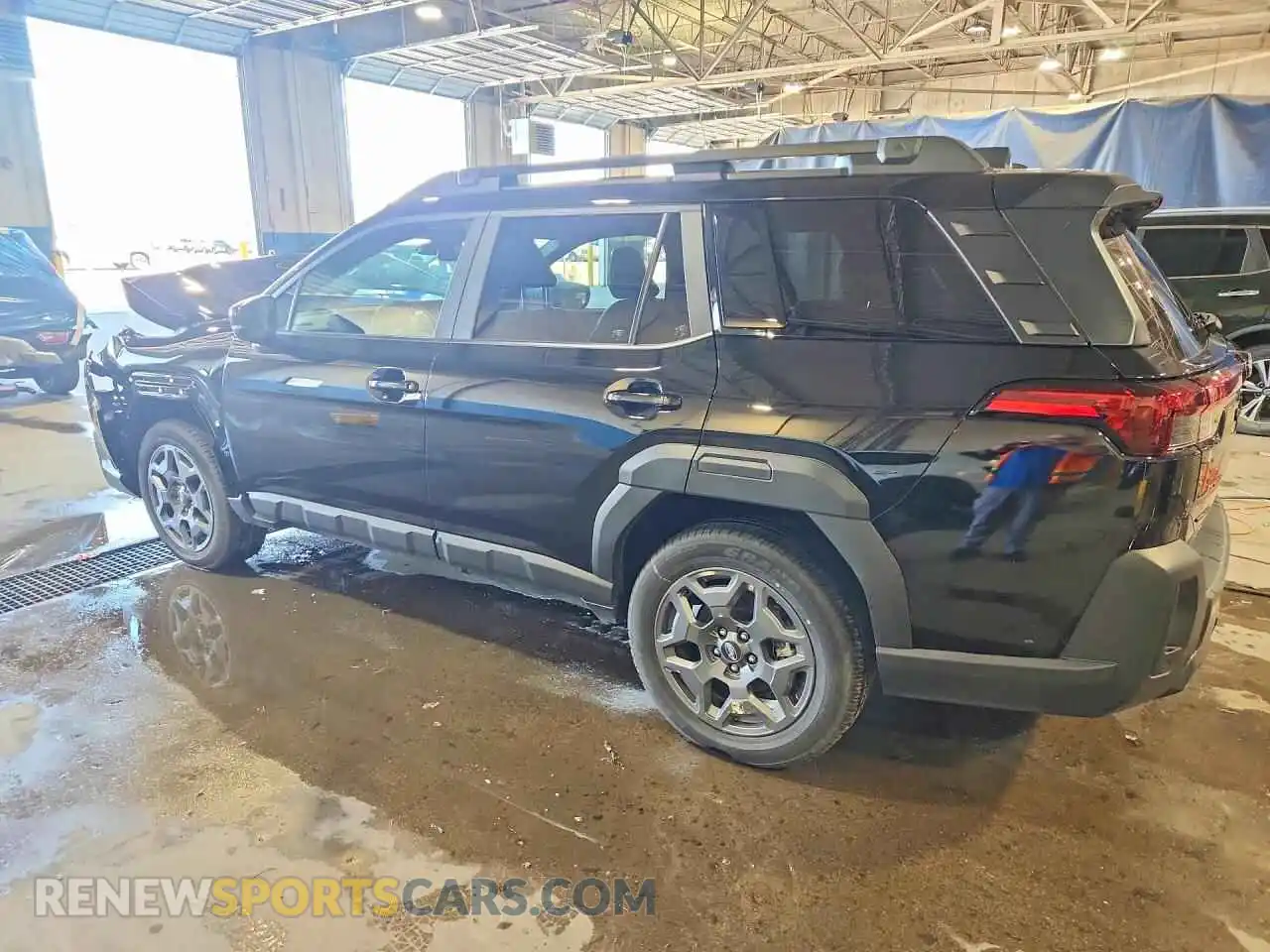 2 Фотография поврежденного автомобиля JF2BUPAD4TY530213 SUBARU OUTBACK 2026