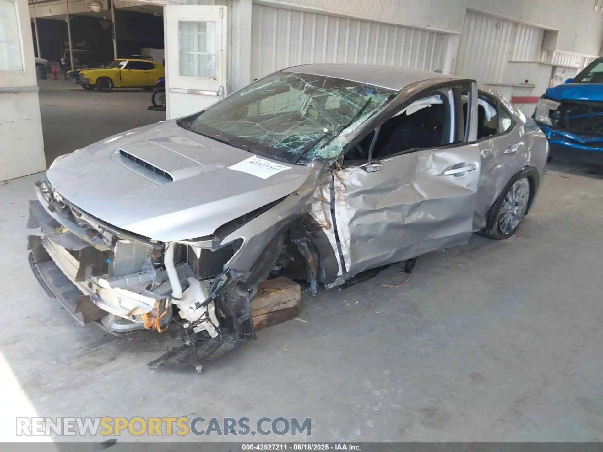 2 Фотография поврежденного автомобиля JF1VBAH69R9800017 SUBARU WRX 2024