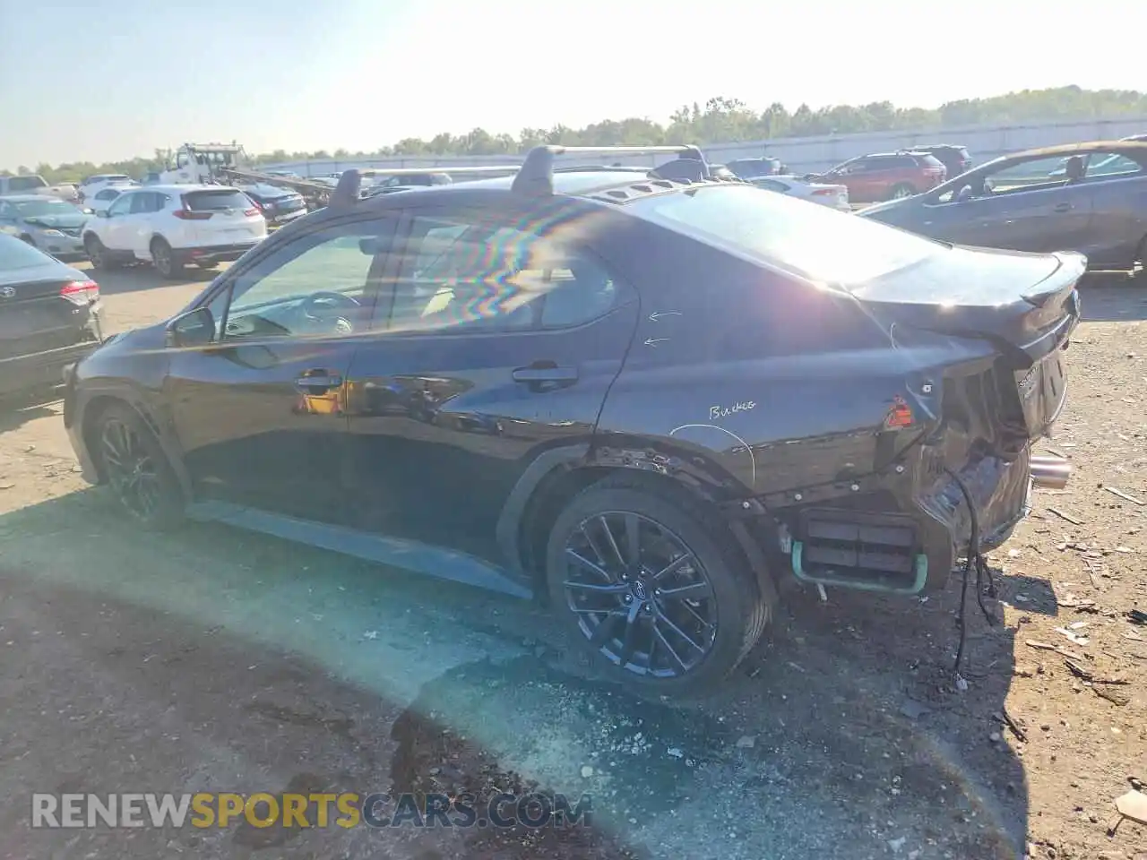 2 fotografías del automóvil dañado JF1VBAN68R8814713 SUBARU WRX 2024