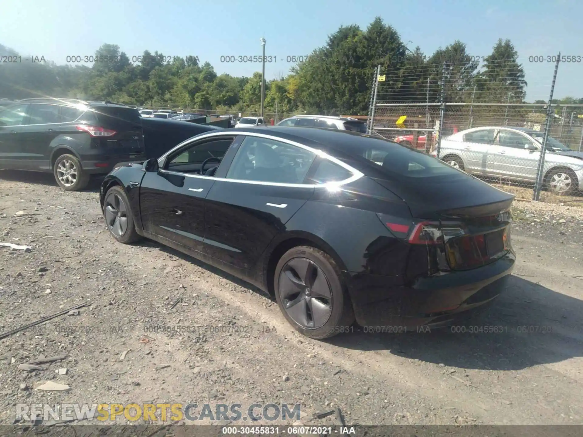 3 Photograph of a damaged car 5YJ3E1EA0KF198668 TESLA MODEL 3 2019