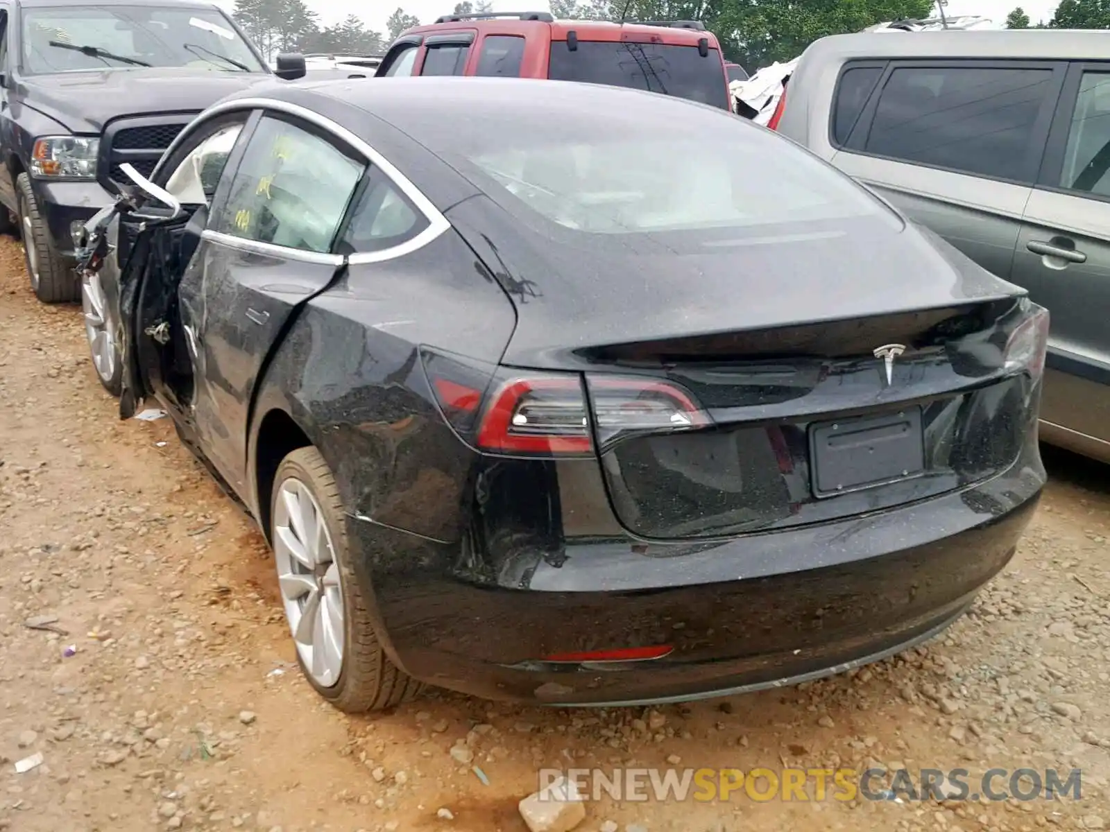3 Photograph of a damaged car 5YJ3E1EA2KF302447 TESLA MODEL 3 2019