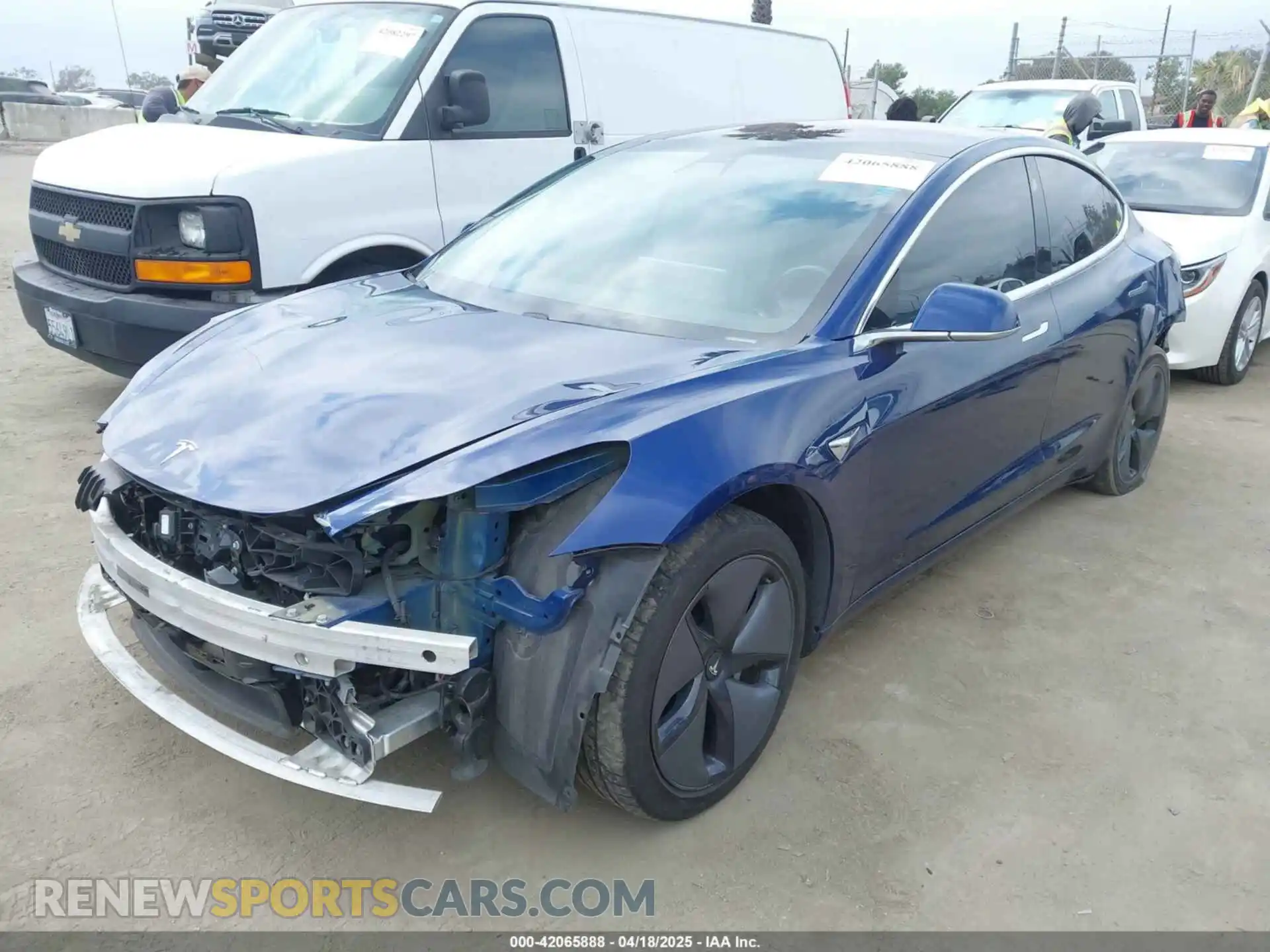 2 Photograph of a damaged car 5YJ3E1EA2KF326103 TESLA MODEL 3 2019