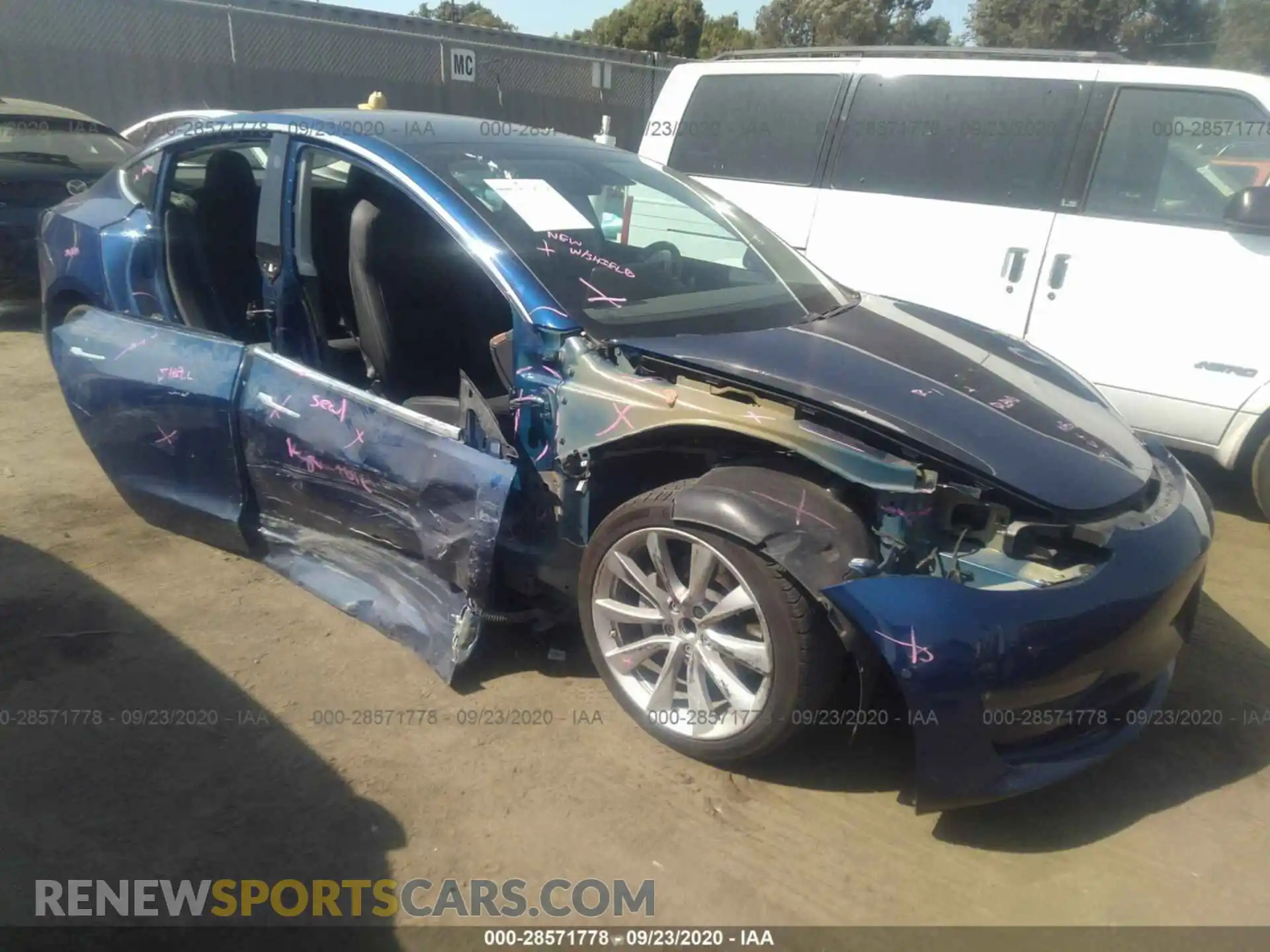 1 Photograph of a damaged car 5YJ3E1EA2KF417341 TESLA MODEL 3 2019