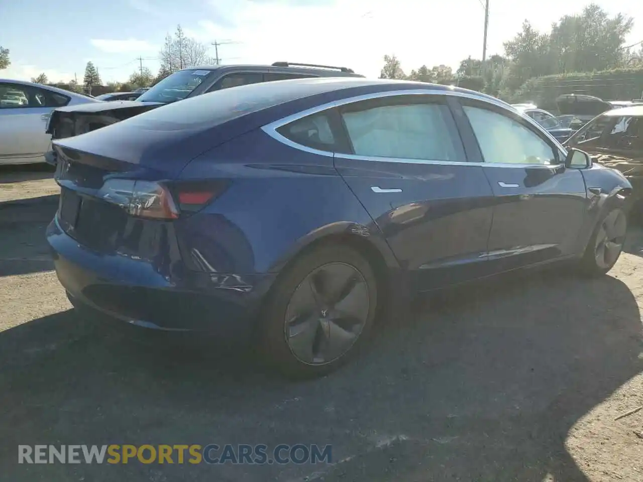 3 Photograph of a damaged car 5YJ3E1EA2KF421261 TESLA MODEL 3 2019