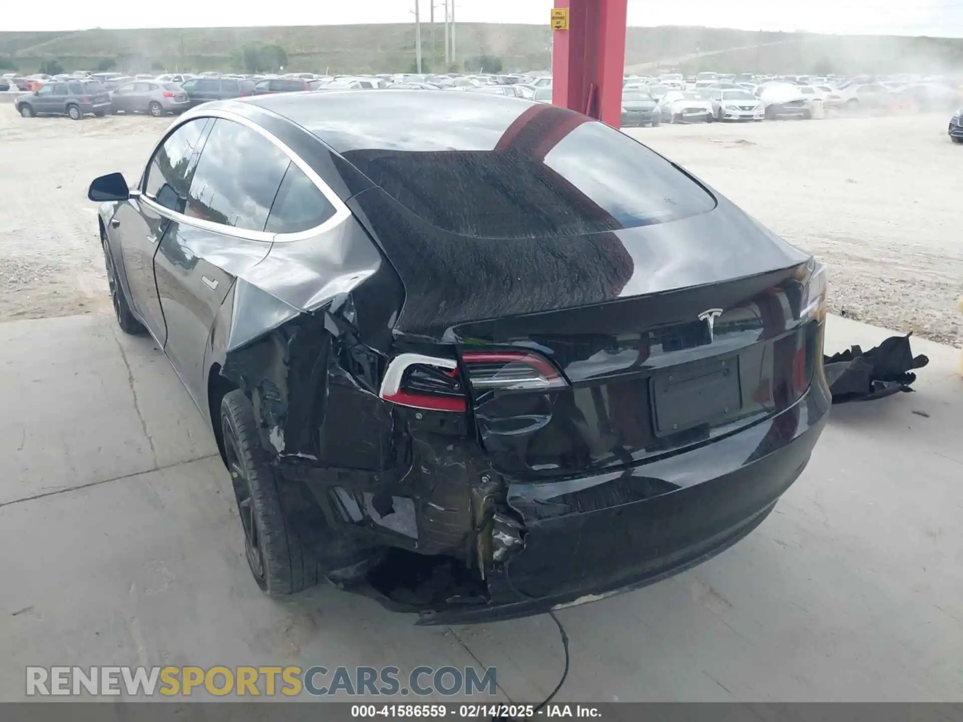 3 Photograph of a damaged car 5YJ3E1EA3KF324053 TESLA MODEL 3 2019
