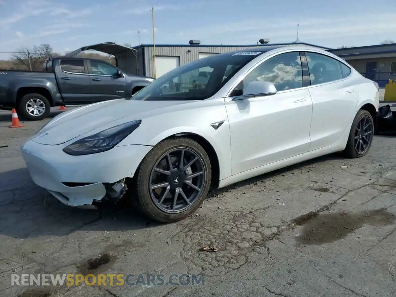1 Photograph of a damaged car 5YJ3E1EA3KF483784 TESLA MODEL 3 2019