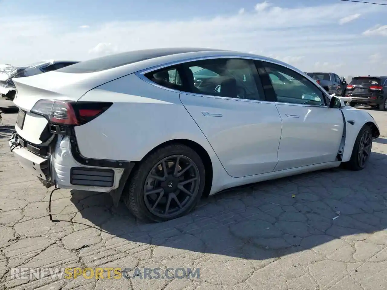 3 Photograph of a damaged car 5YJ3E1EA3KF483784 TESLA MODEL 3 2019