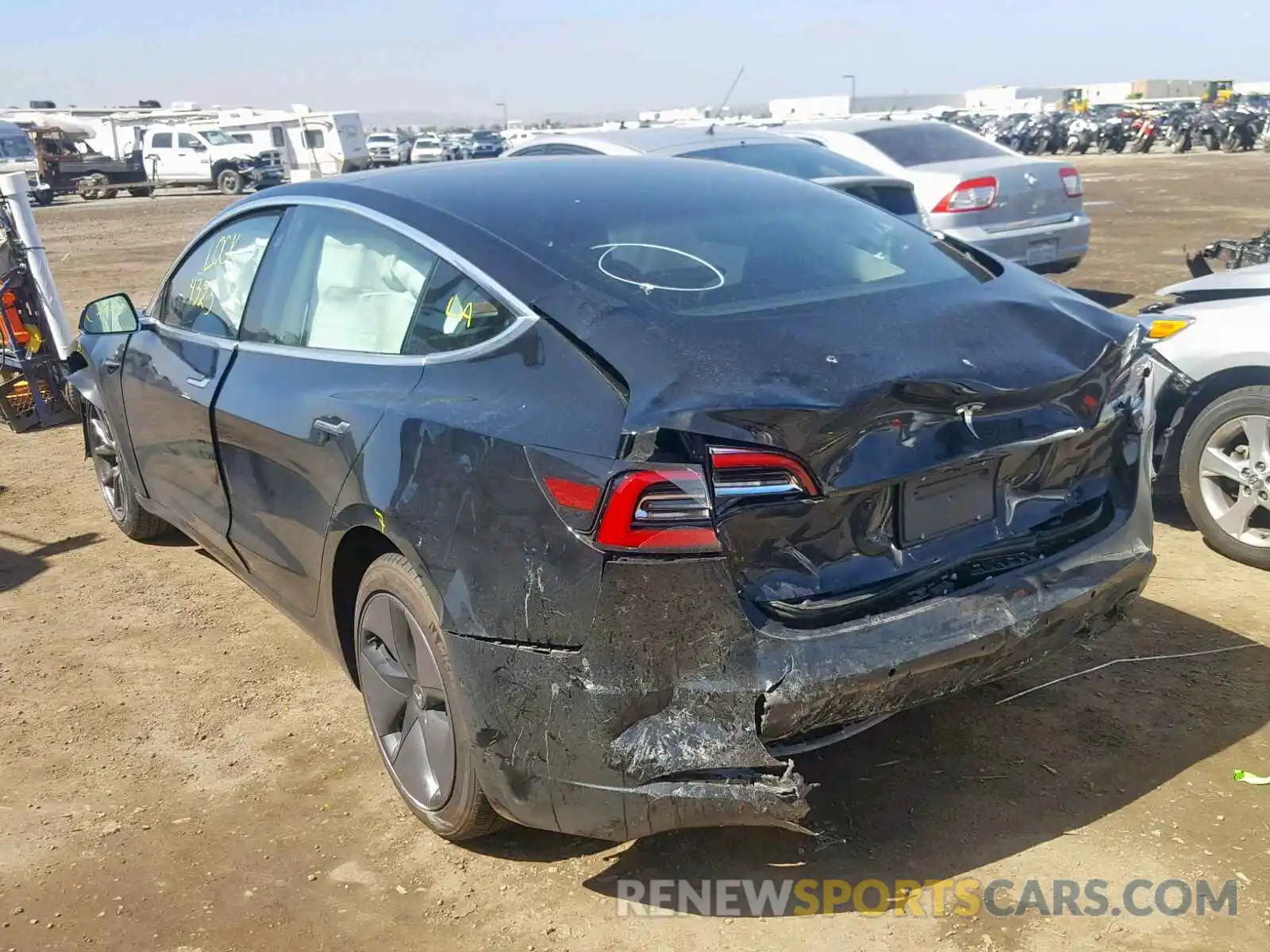 3 Photograph of a damaged car 5YJ3E1EA4KF325034 TESLA MODEL 3 2019