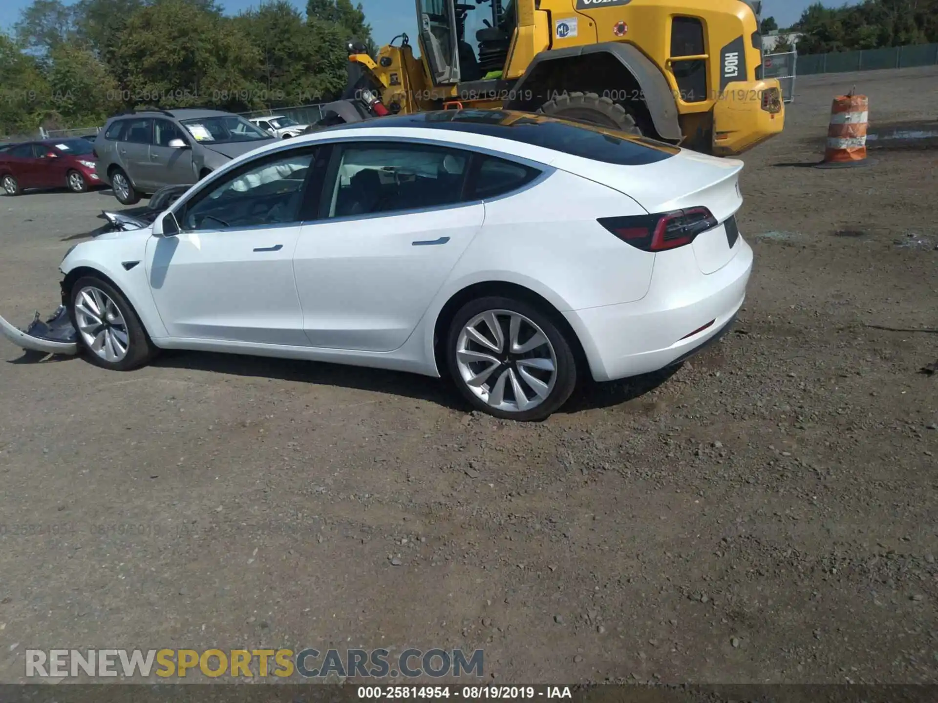 3 Photograph of a damaged car 5YJ3E1EA4KF402498 TESLA MODEL 3 2019