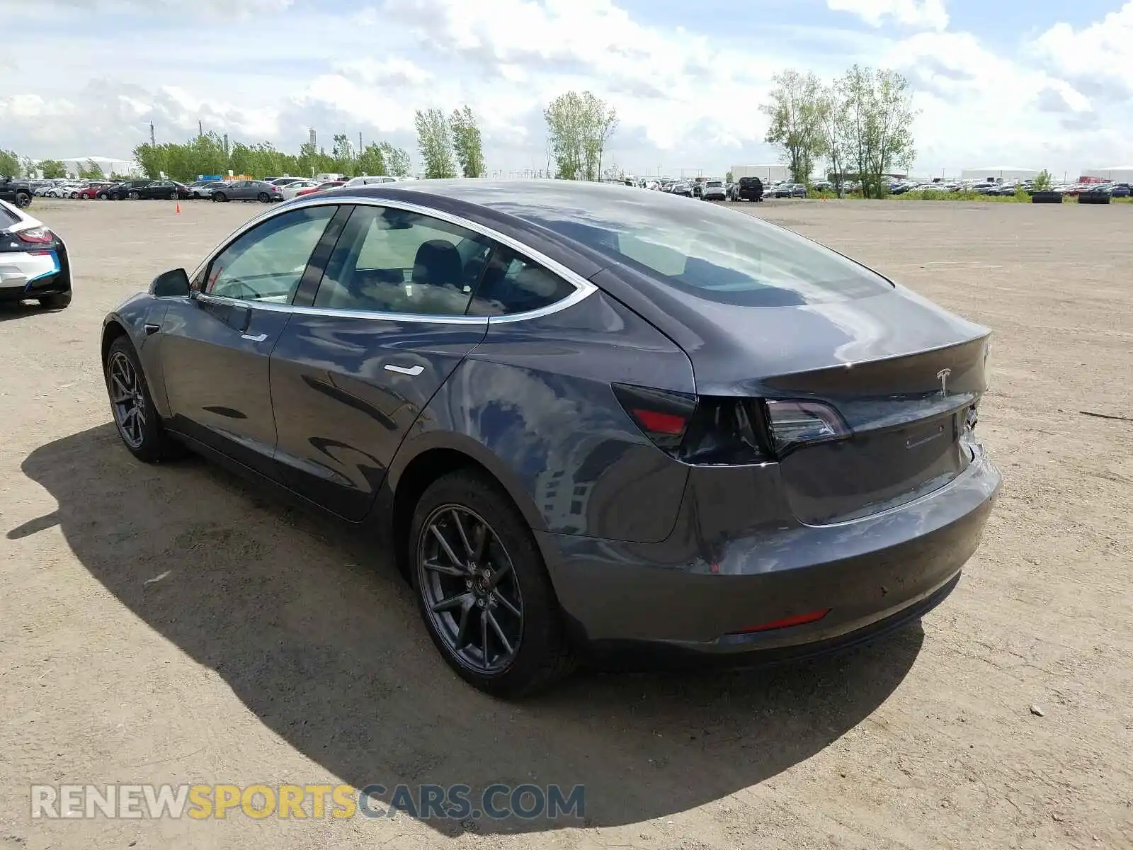 3 Photograph of a damaged car 5YJ3E1EA5KF396436 TESLA MODEL 3 2019