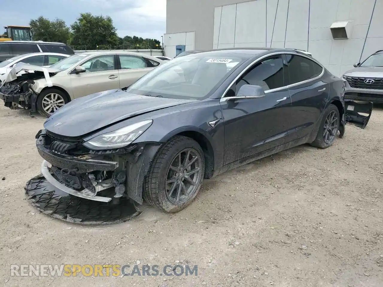 1 Photograph of a damaged car 5YJ3E1EA5KF411226 TESLA MODEL 3 2019