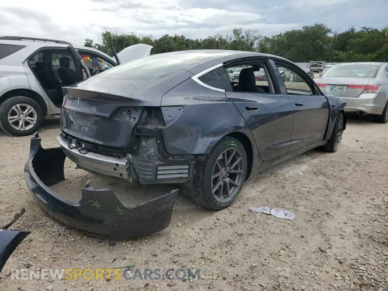 3 Photograph of a damaged car 5YJ3E1EA5KF411226 TESLA MODEL 3 2019