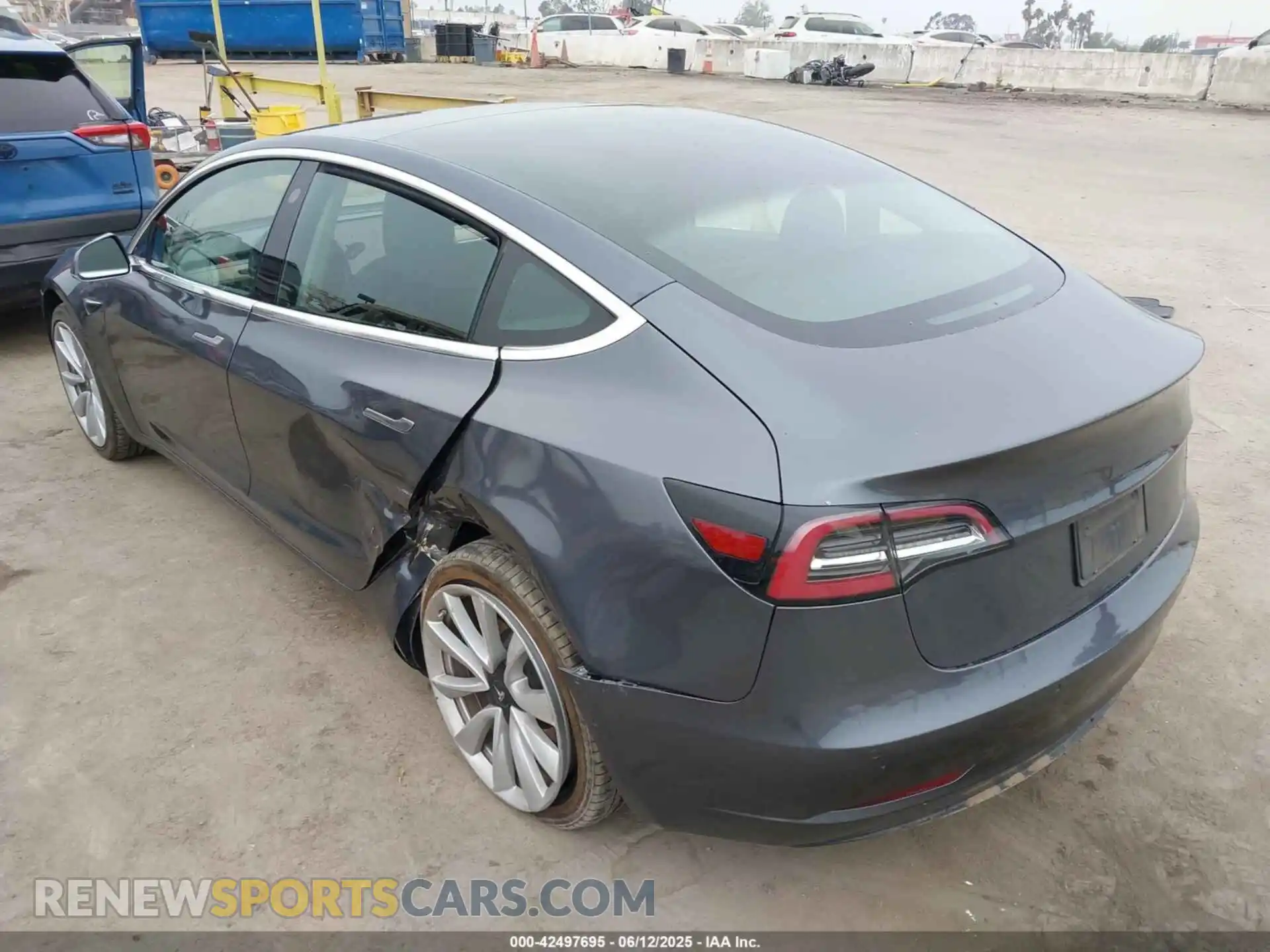 3 Photograph of a damaged car 5YJ3E1EA5KF412599 TESLA MODEL 3 2019