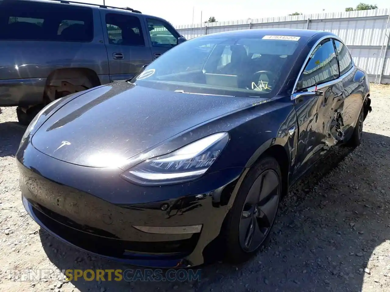 2 Photograph of a damaged car 5YJ3E1EA6KF305951 TESLA MODEL 3 2019