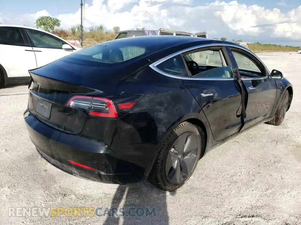 3 Фотография поврежденного автомобиля 5YJ3E1EA6KF325469 TESLA MODEL 3 2019