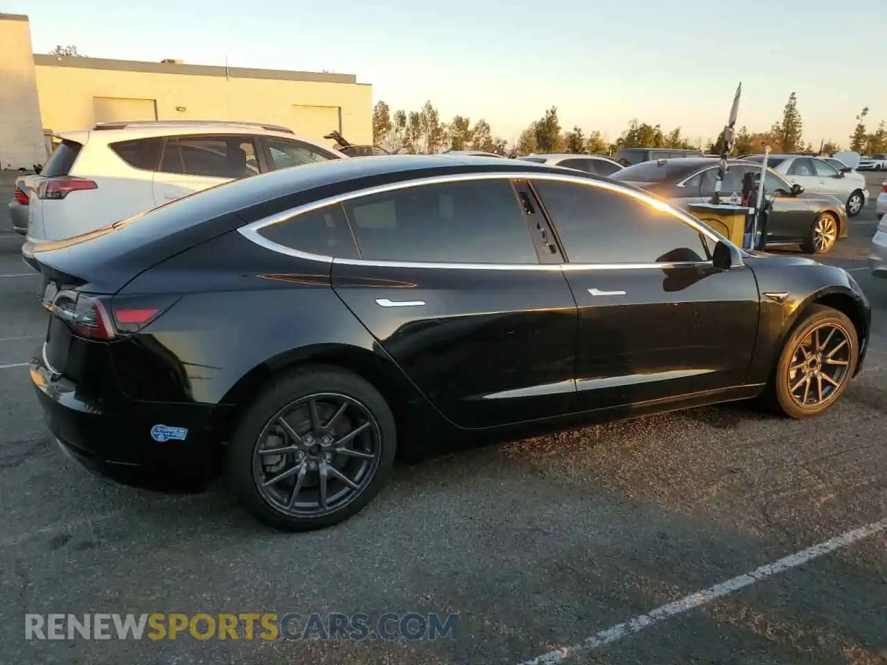 3 Photograph of a damaged car 5YJ3E1EA6KF361758 TESLA MODEL 3 2019