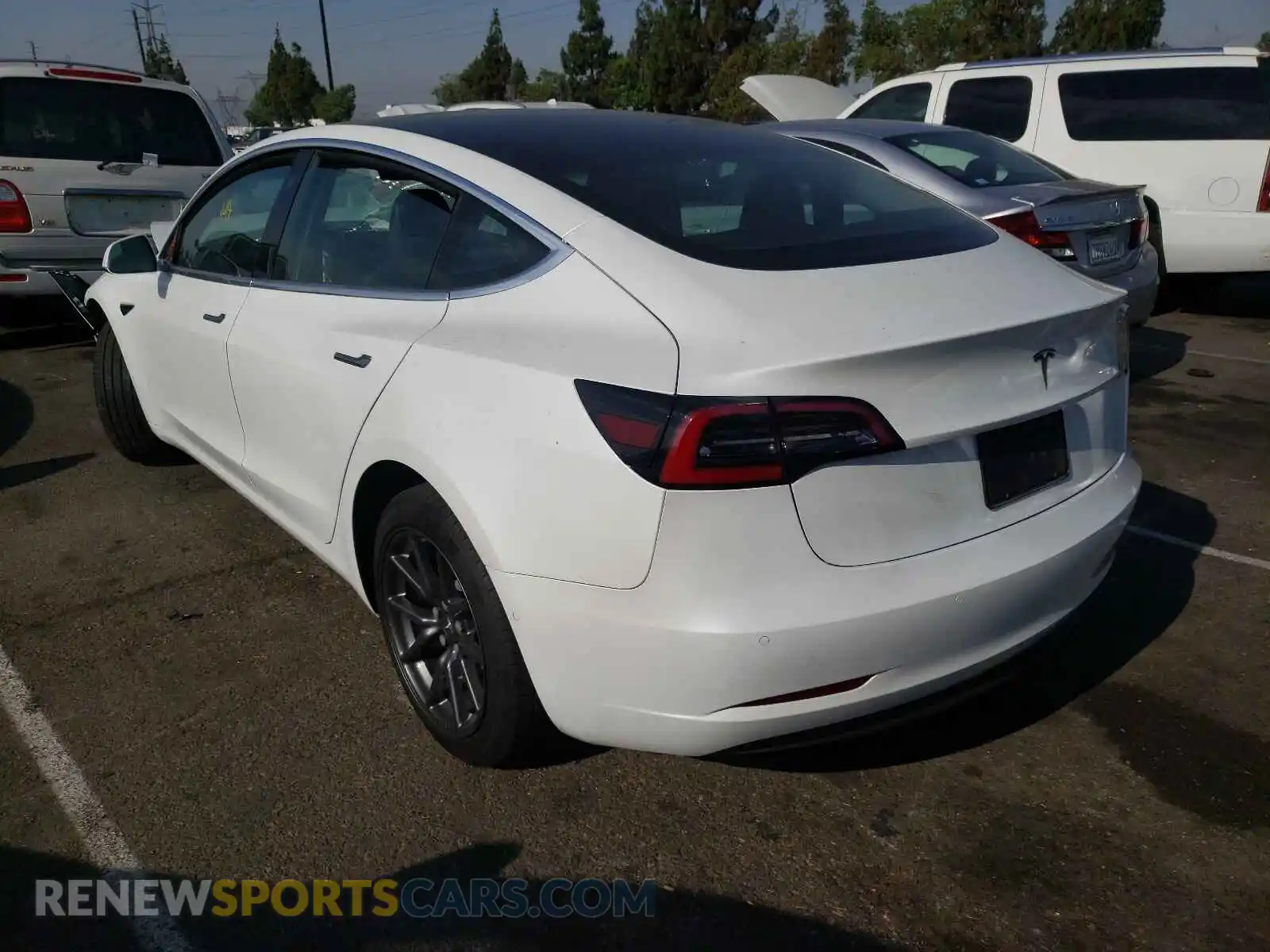 3 Photograph of a damaged car 5YJ3E1EA6KF397188 TESLA MODEL 3 2019