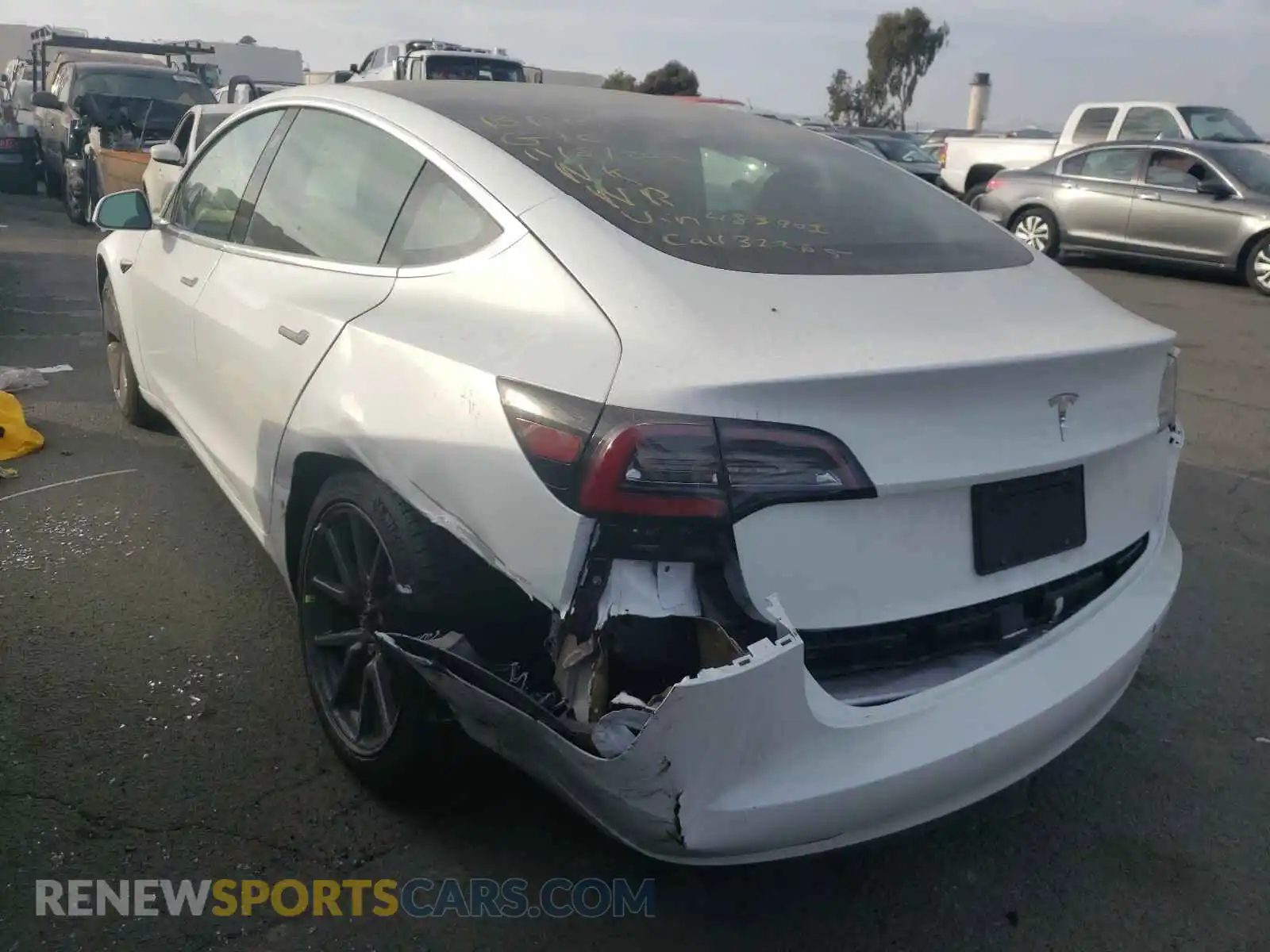 3 Photograph of a damaged car 5YJ3E1EA6KF483701 TESLA MODEL 3 2019