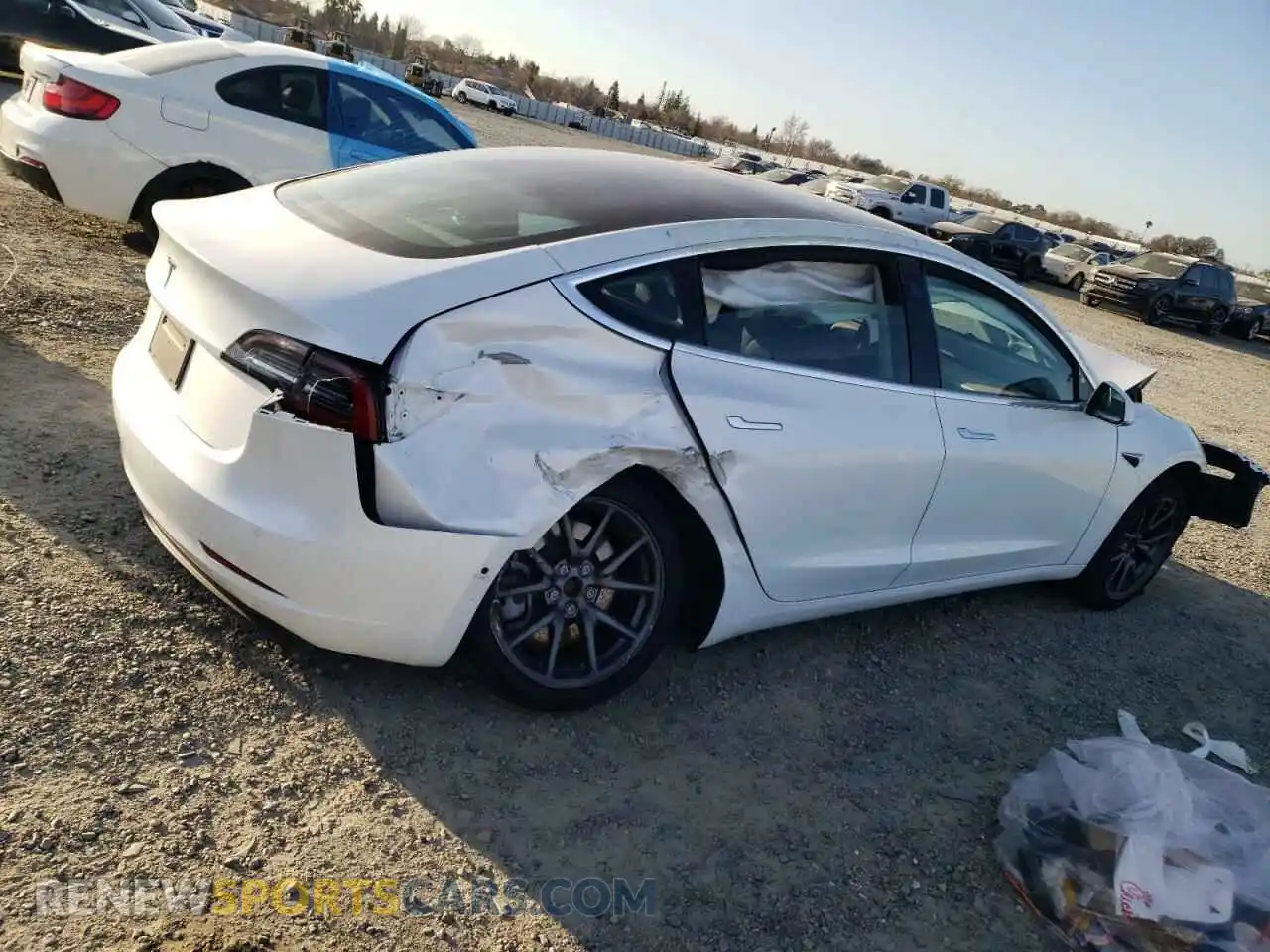 3 Photograph of a damaged car 5YJ3E1EA7KF482542 TESLA MODEL 3 2019