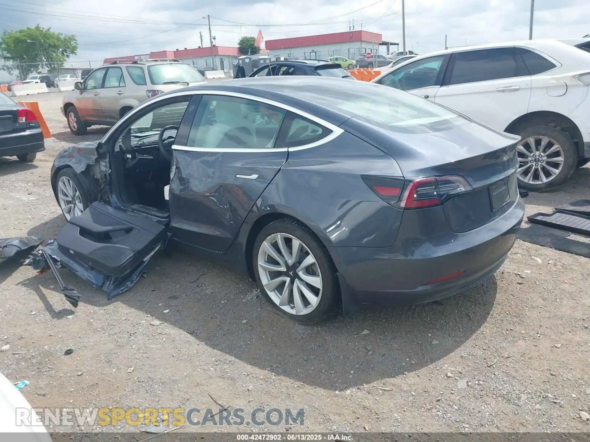 3 Photograph of a damaged car 5YJ3E1EA7KF529830 TESLA MODEL 3 2019