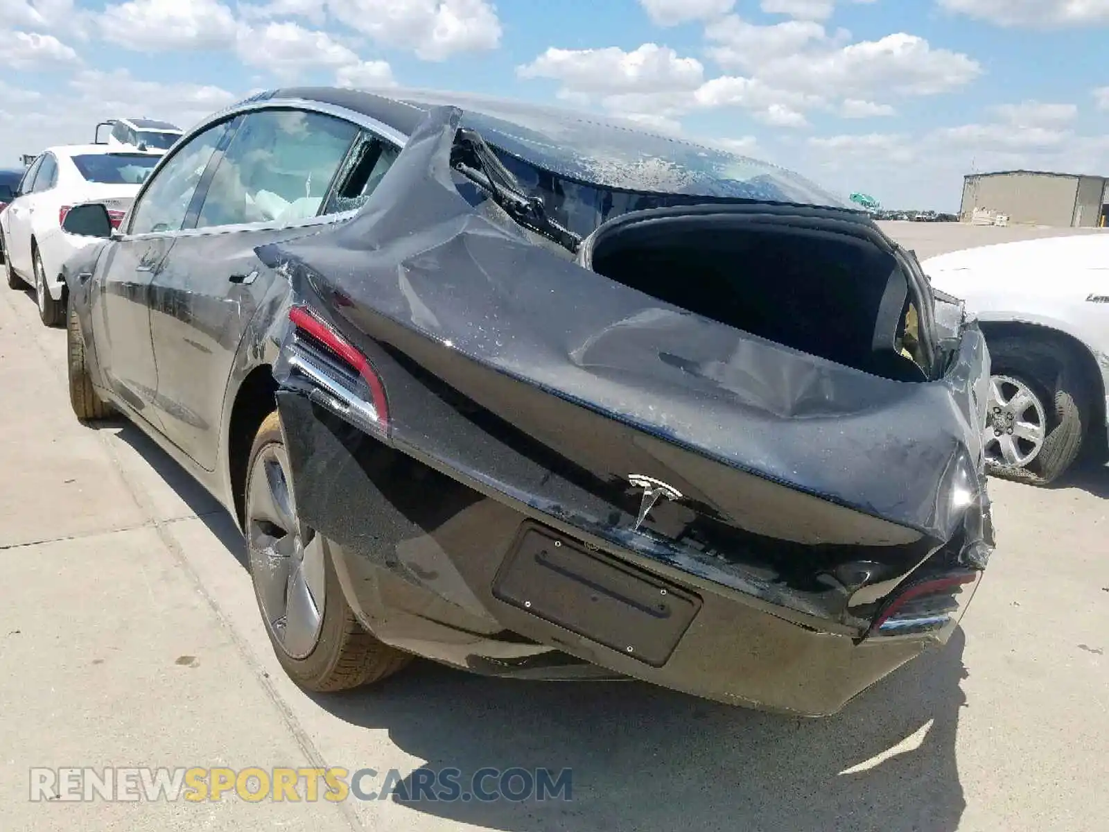 3 Photograph of a damaged car 5YJ3E1EA8KF398973 TESLA MODEL 3 2019