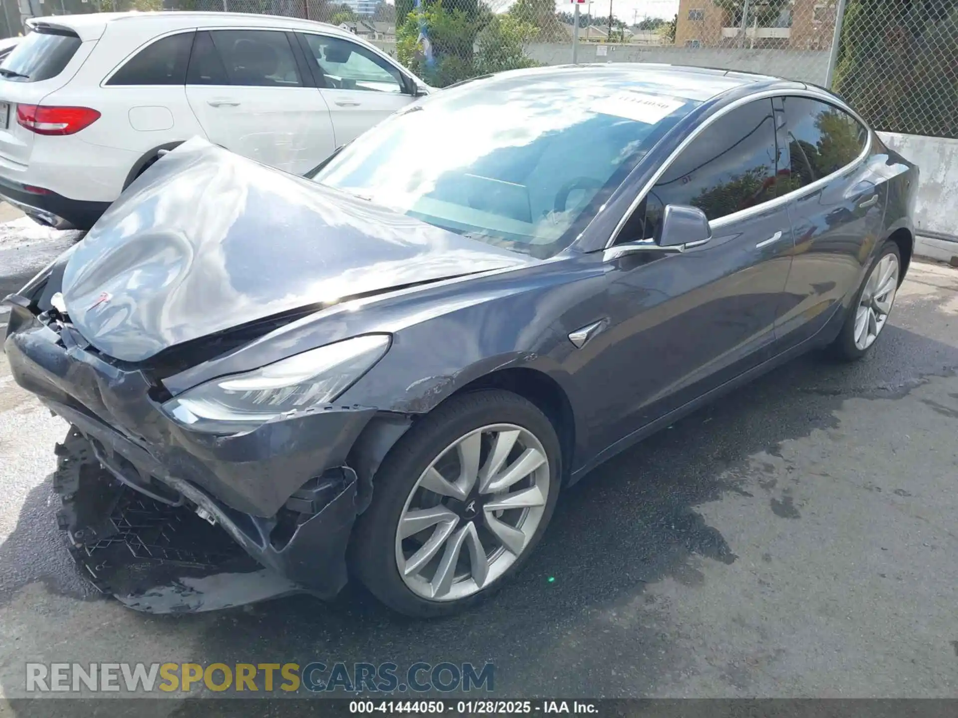 2 Photograph of a damaged car 5YJ3E1EA8KF432023 TESLA MODEL 3 2019
