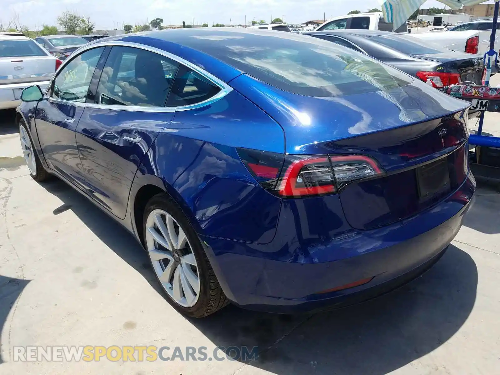 3 Photograph of a damaged car 5YJ3E1EA9KF301182 TESLA MODEL 3 2019