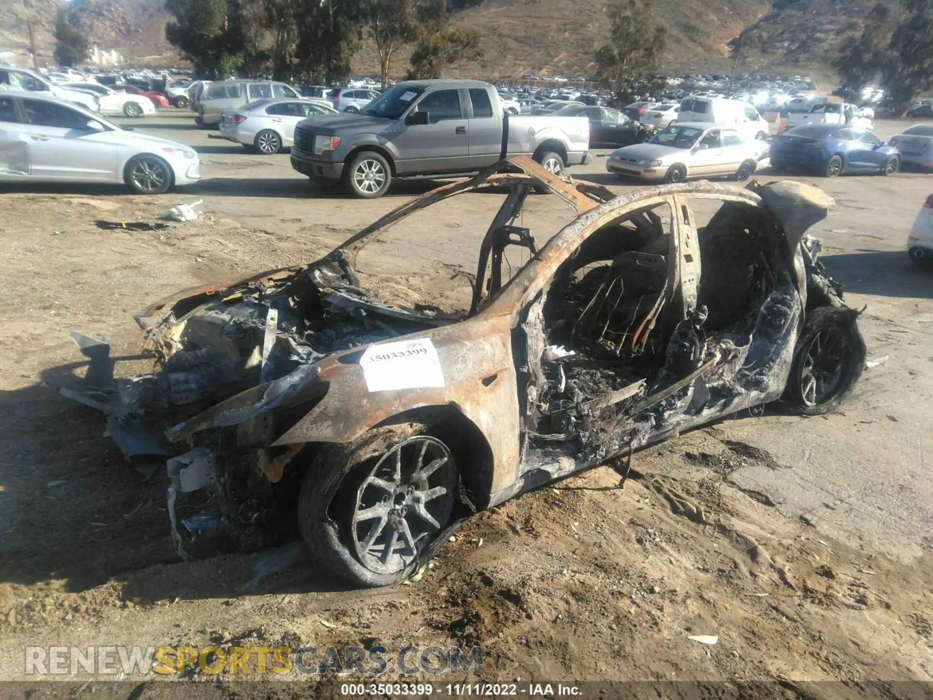 2 fotografías del automóvil dañado 5YJ3E1EA9KF426456 TESLA MODEL 3 2019