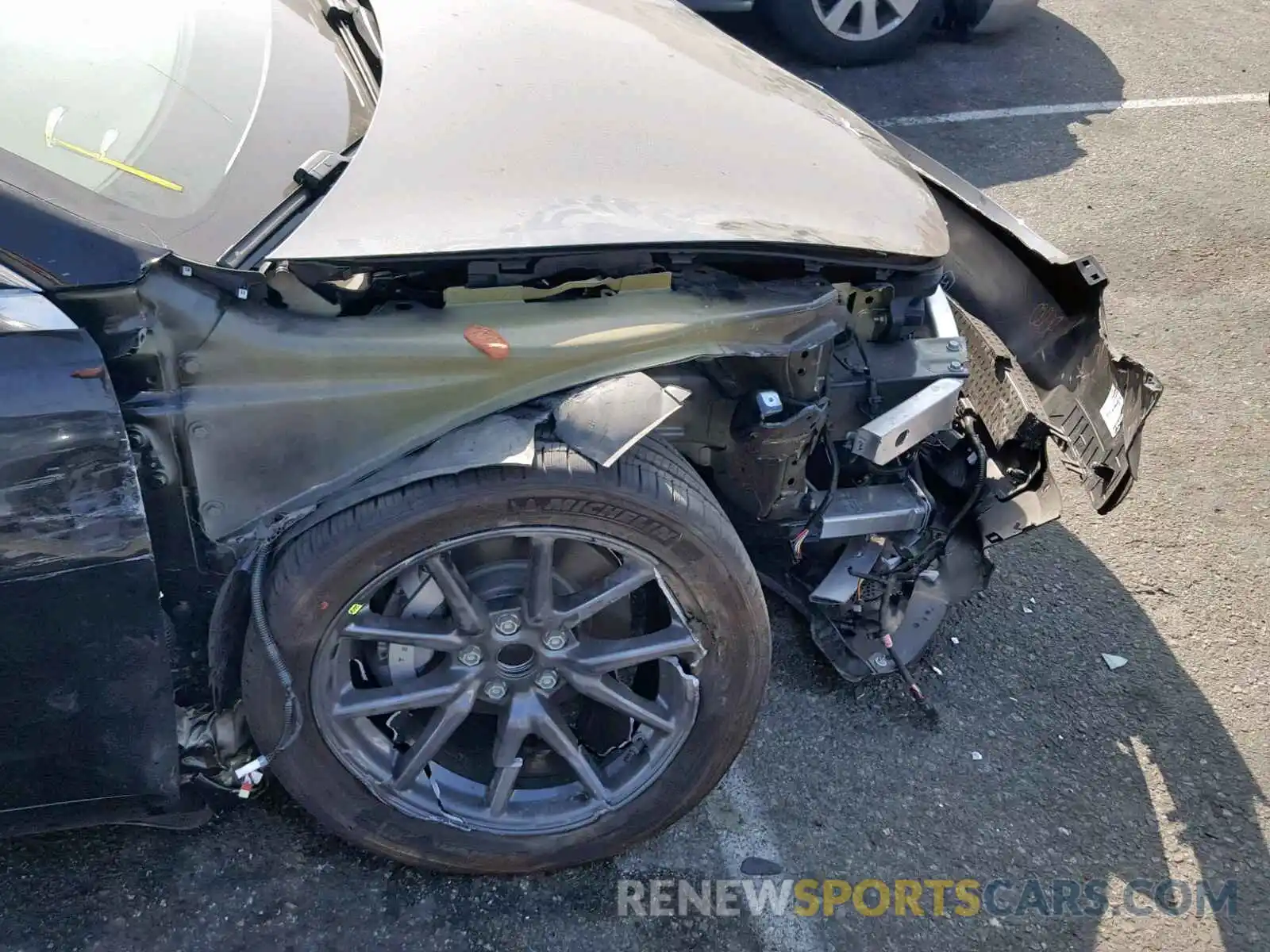 10 Photograph of a damaged car 5YJ3E1EAXKF305161 TESLA MODEL 3 2019